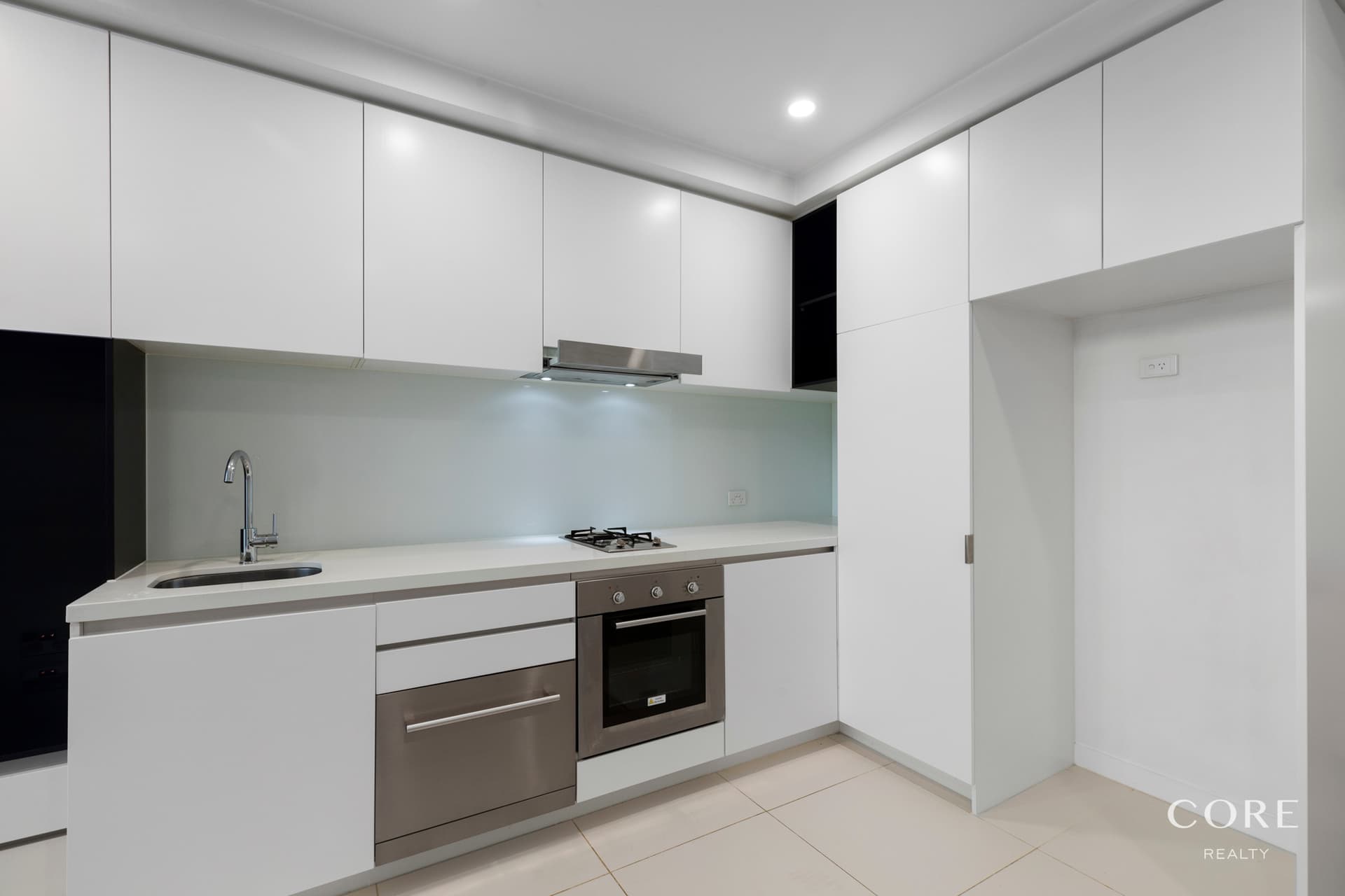 106/135 Roden Street, West Melbourne - Thumbnail 2