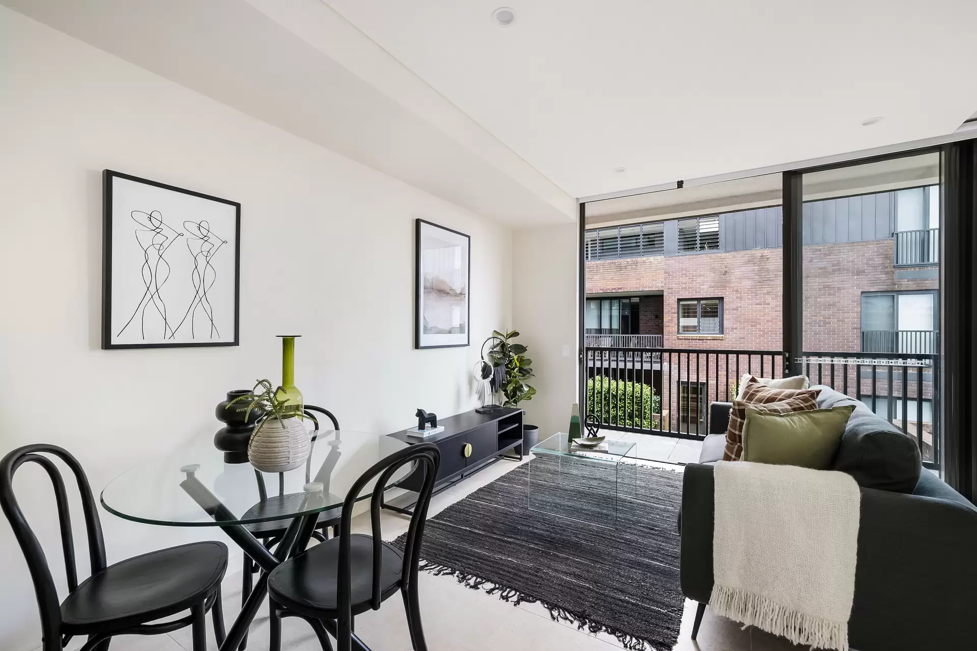 210/447-451 Parramatta Road, Leichhardt - Thumbnail 2