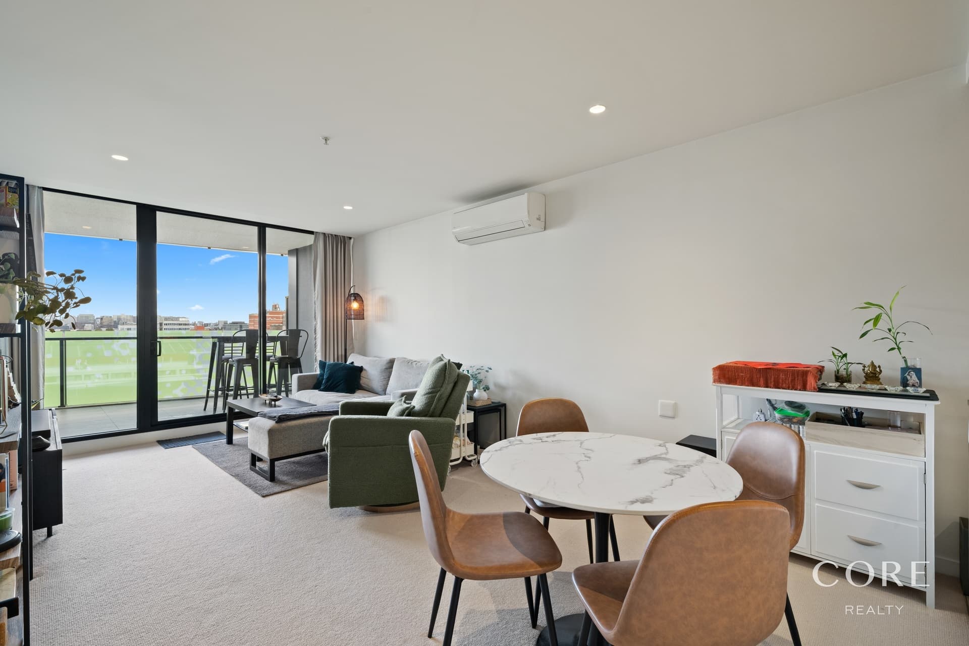 802B/609 Victoria Street, Abbotsford - Thumbnail 2