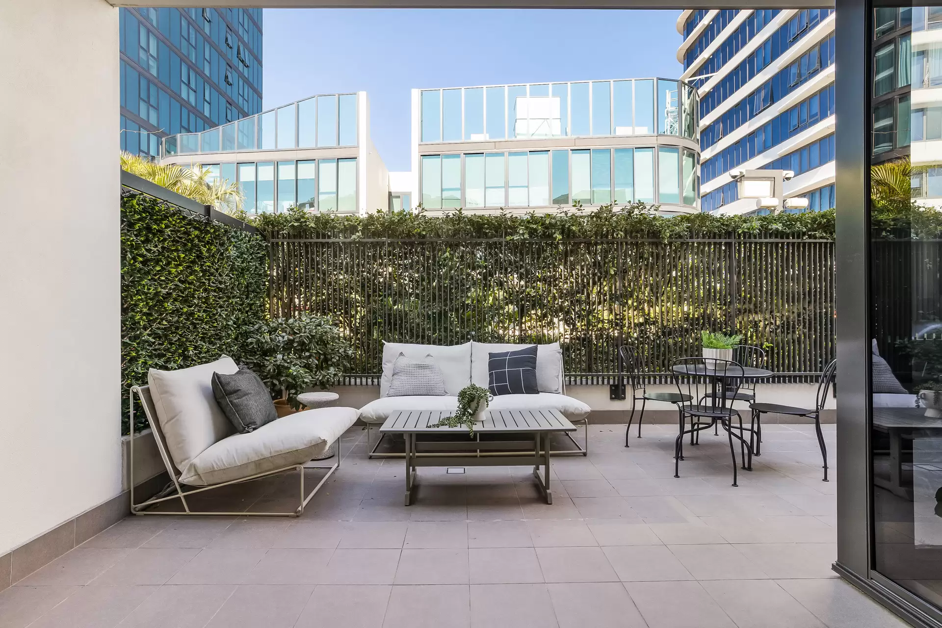 708/6 Waterways Street, Wentworth Point - Thumbnail 3