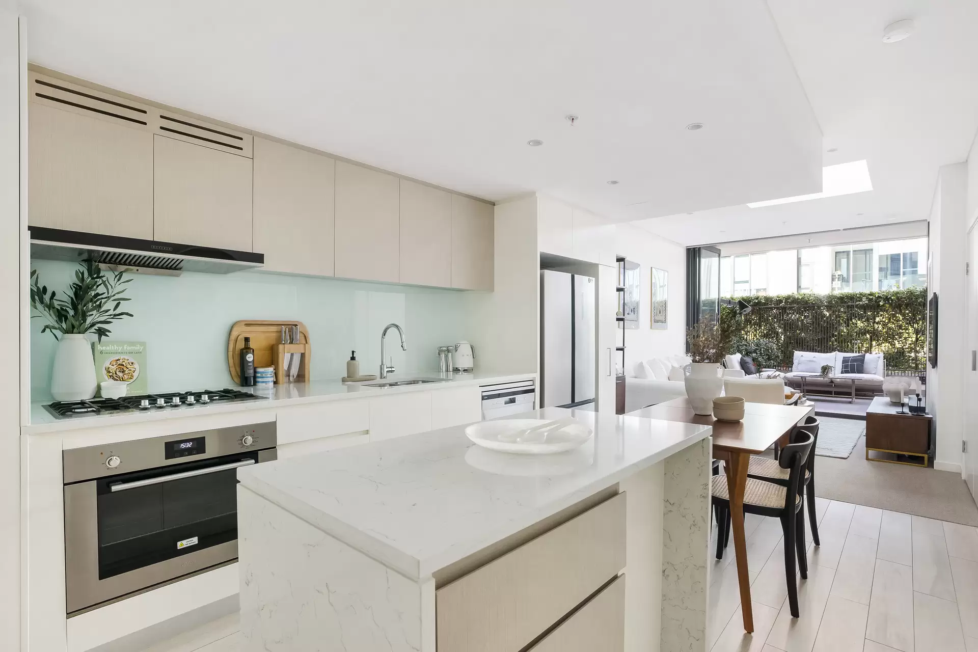 708/6 Waterways Street, Wentworth Point - Thumbnail 8