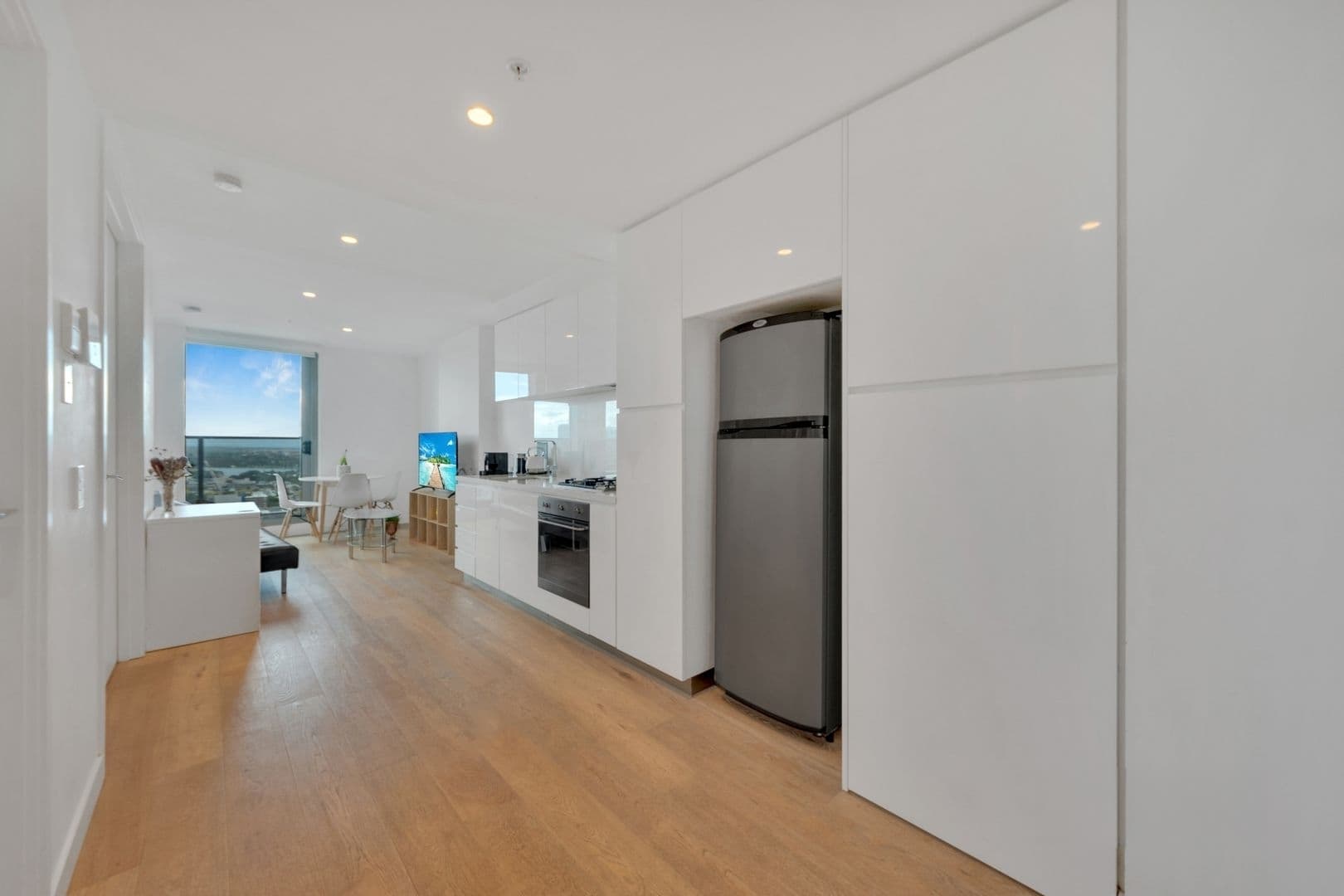 2901/42 Balston Street, Southbank - Thumbnail 2