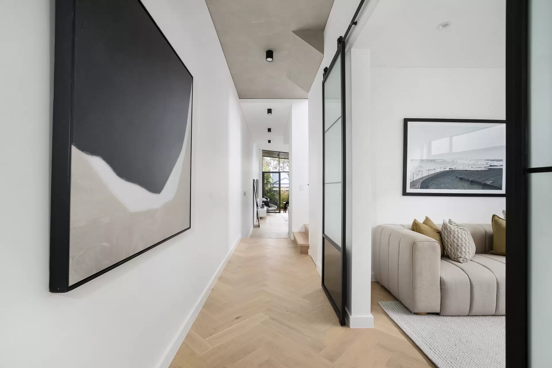 11B Frazer Street, Dulwich Hill - Thumbnail 2