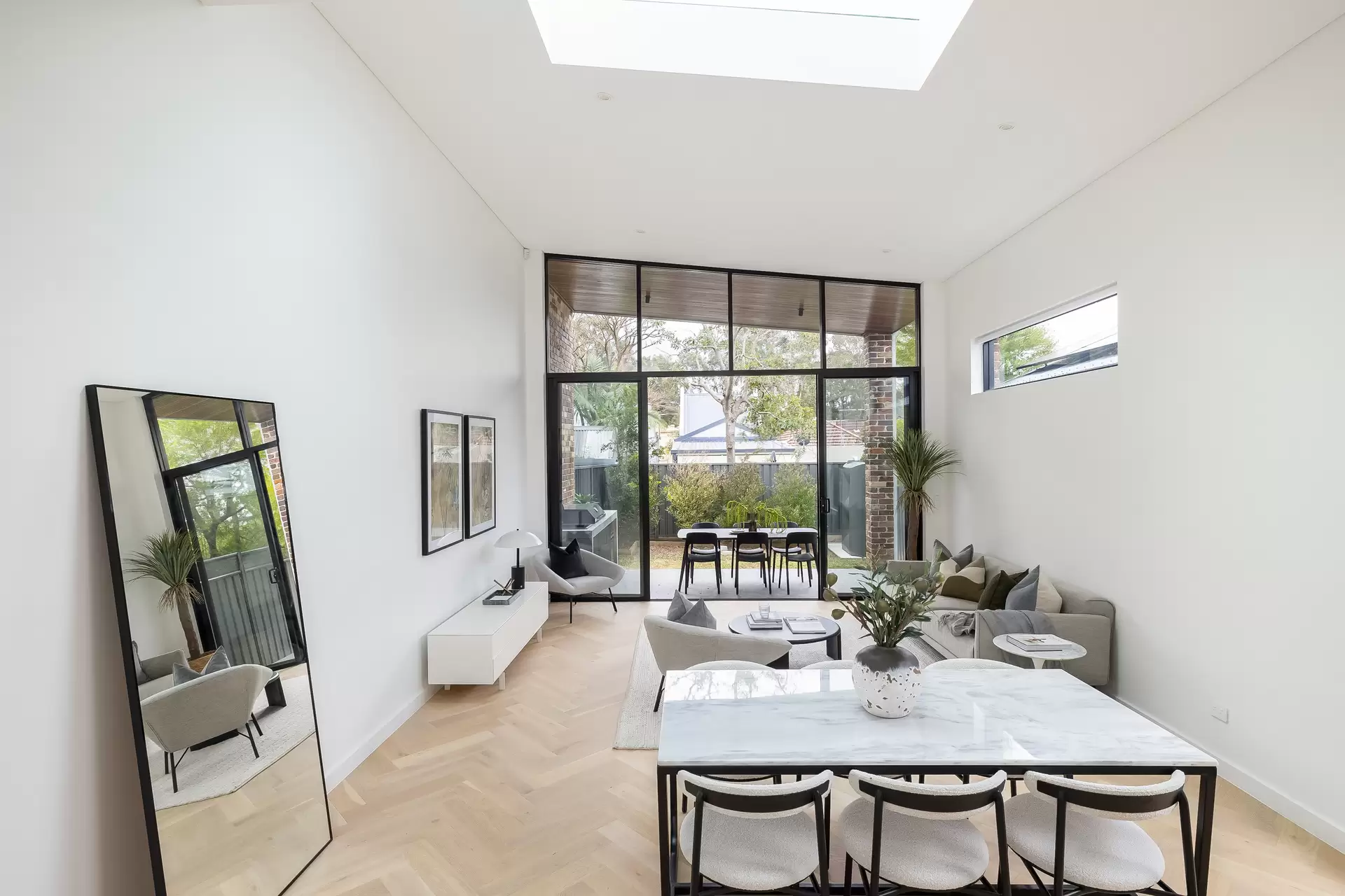 11B Frazer Street, Dulwich Hill - Thumbnail 3