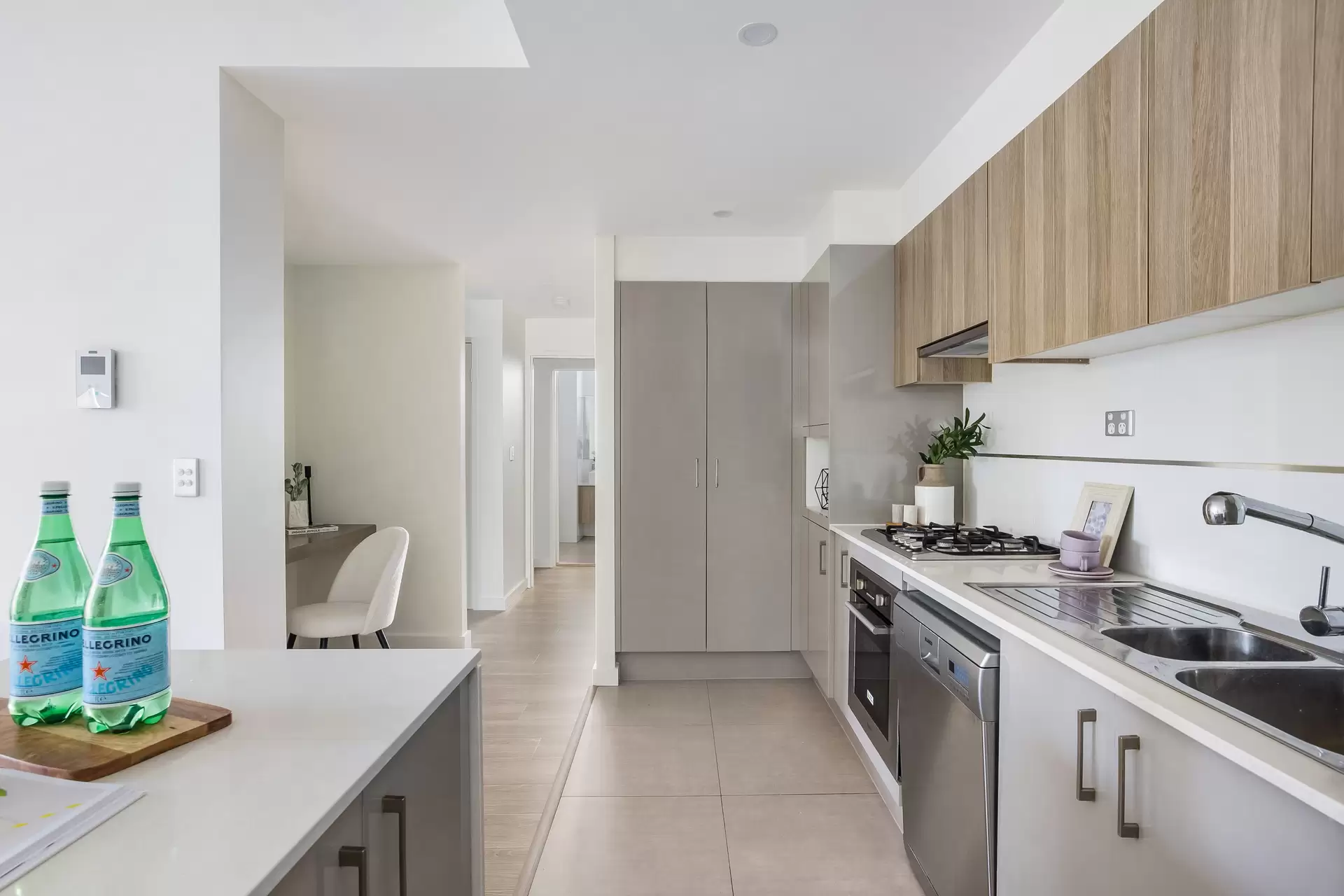 102/8 Broughton Street, Canterbury - Thumbnail 4