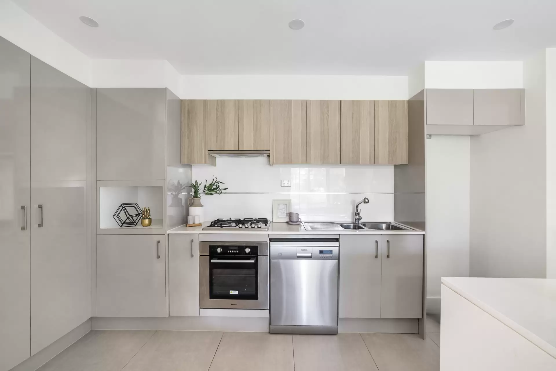 102/8 Broughton Street, Canterbury - Thumbnail 5