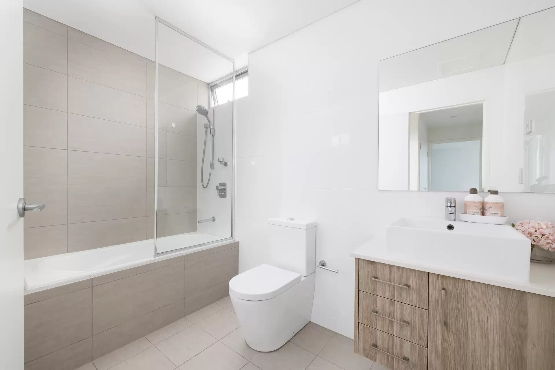 102/8 Broughton Street, Canterbury - Thumbnail 8