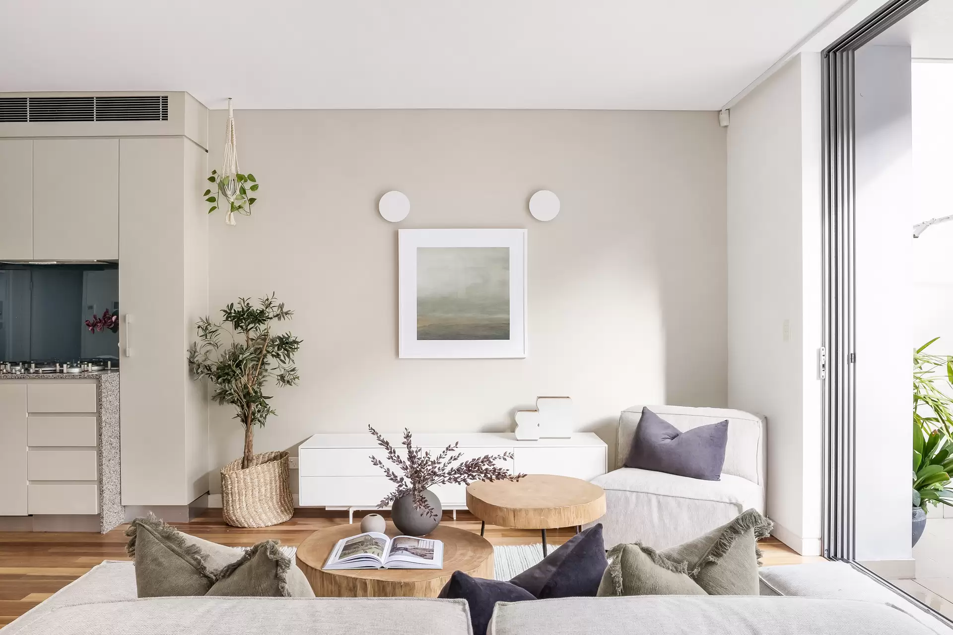 4/2 Douglas Street, Stanmore - Thumbnail 3