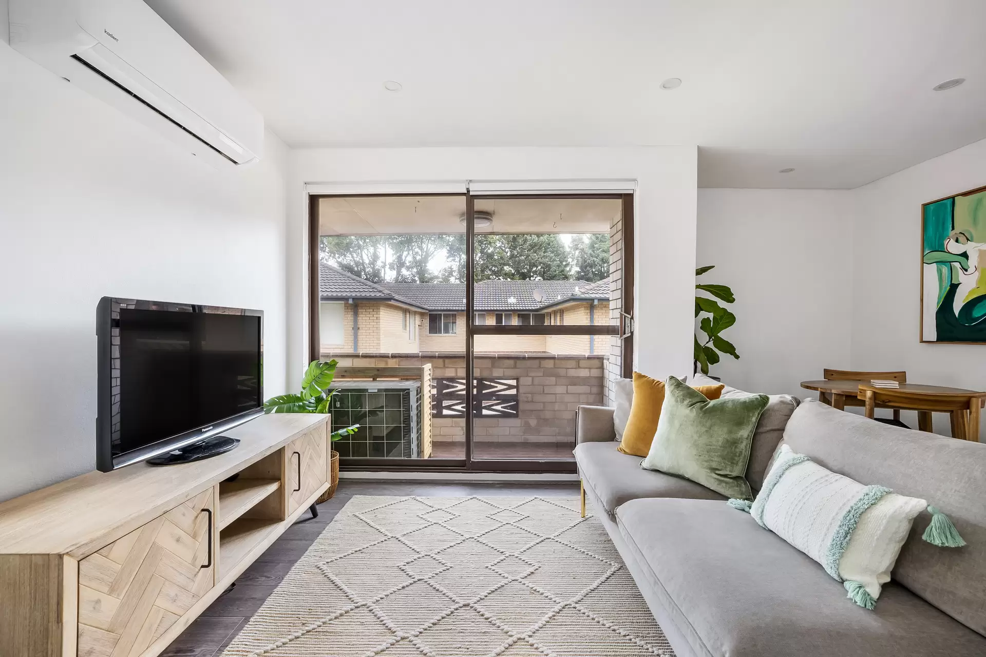 12/118-120 The Boulevarde, Dulwich Hill - Thumbnail 2