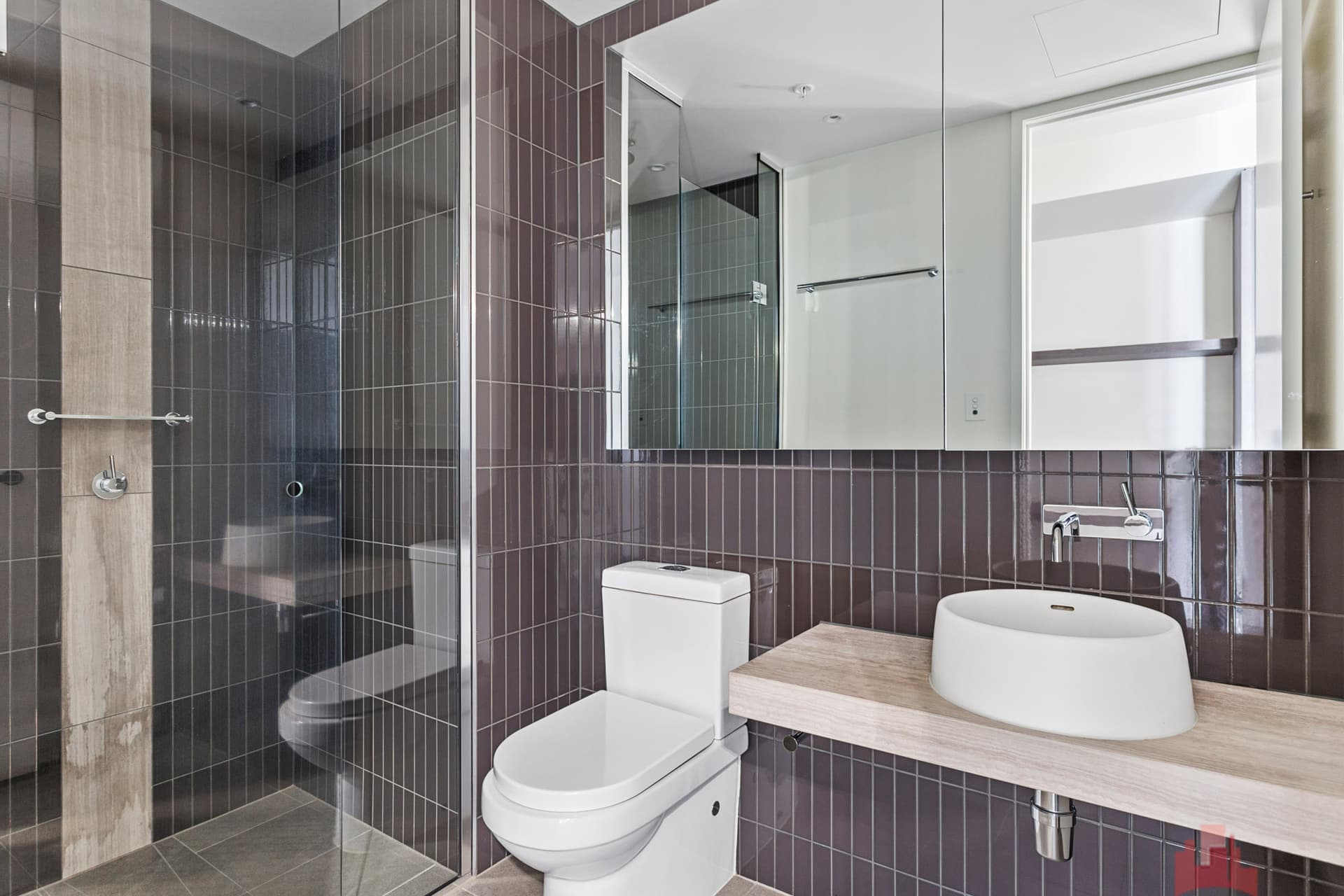 2407/155 Franklin Street, Melbourne - Thumbnail 6