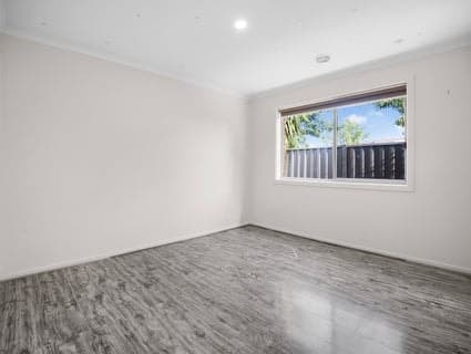 27 Bungalook Street, Manor Lakes - Thumbnail 7