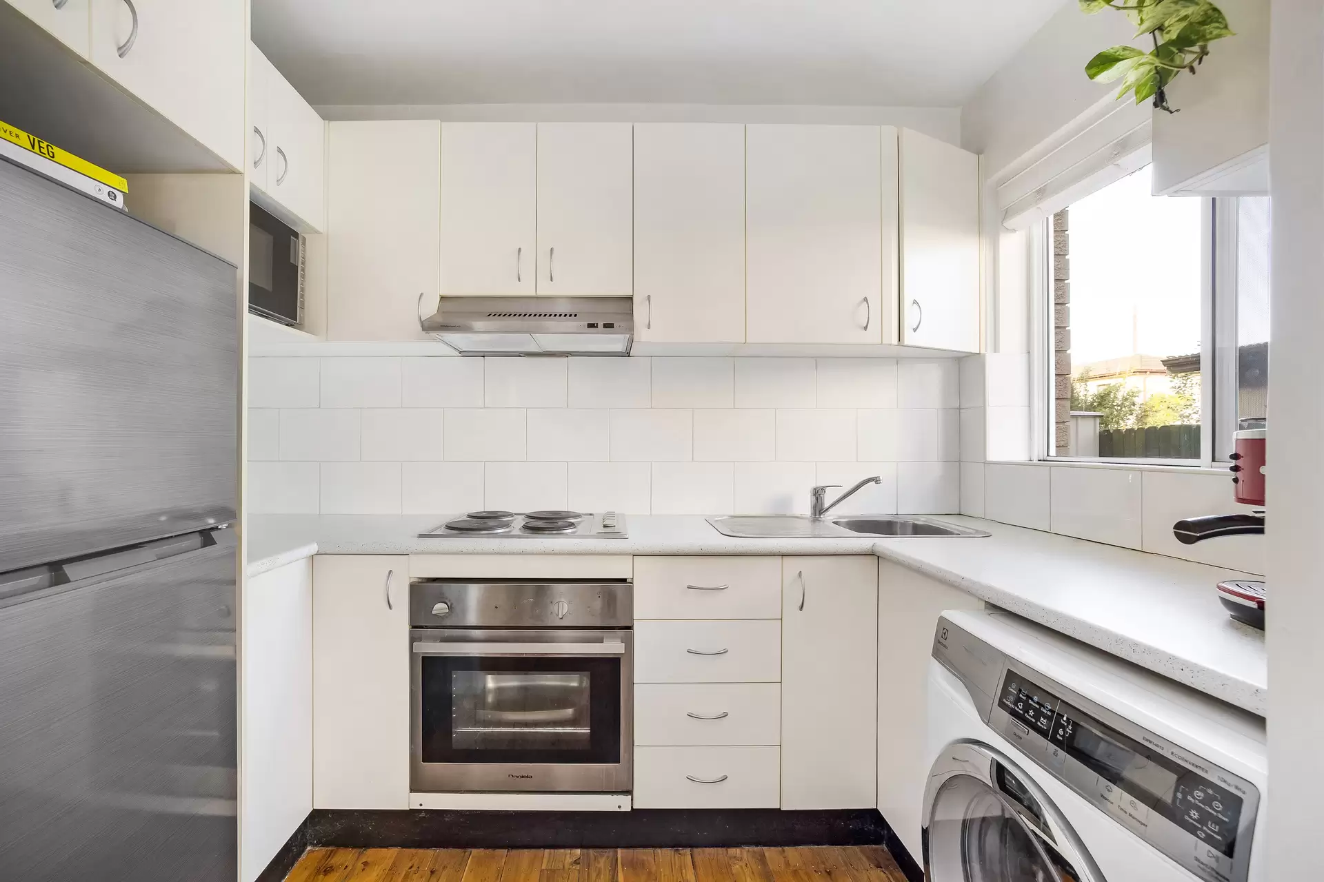 2/38 Livingstone Road, Petersham - Thumbnail 8