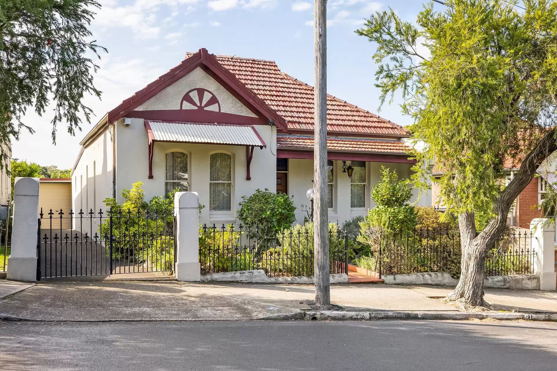 21 Dunstaffenage Street, Hurlstone Park - Thumbnail 2