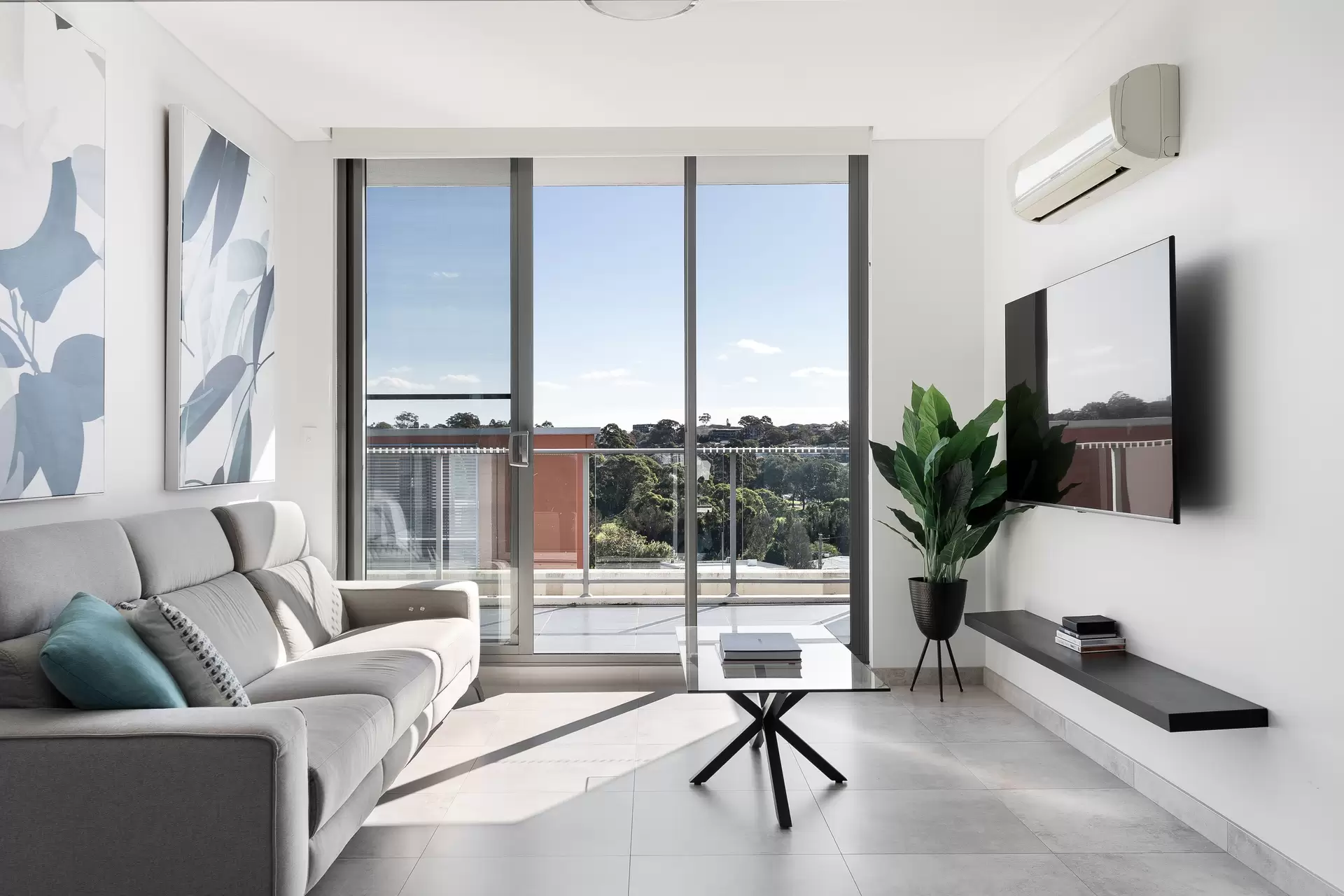 603/10 Reede Street, Turrella - Thumbnail 2