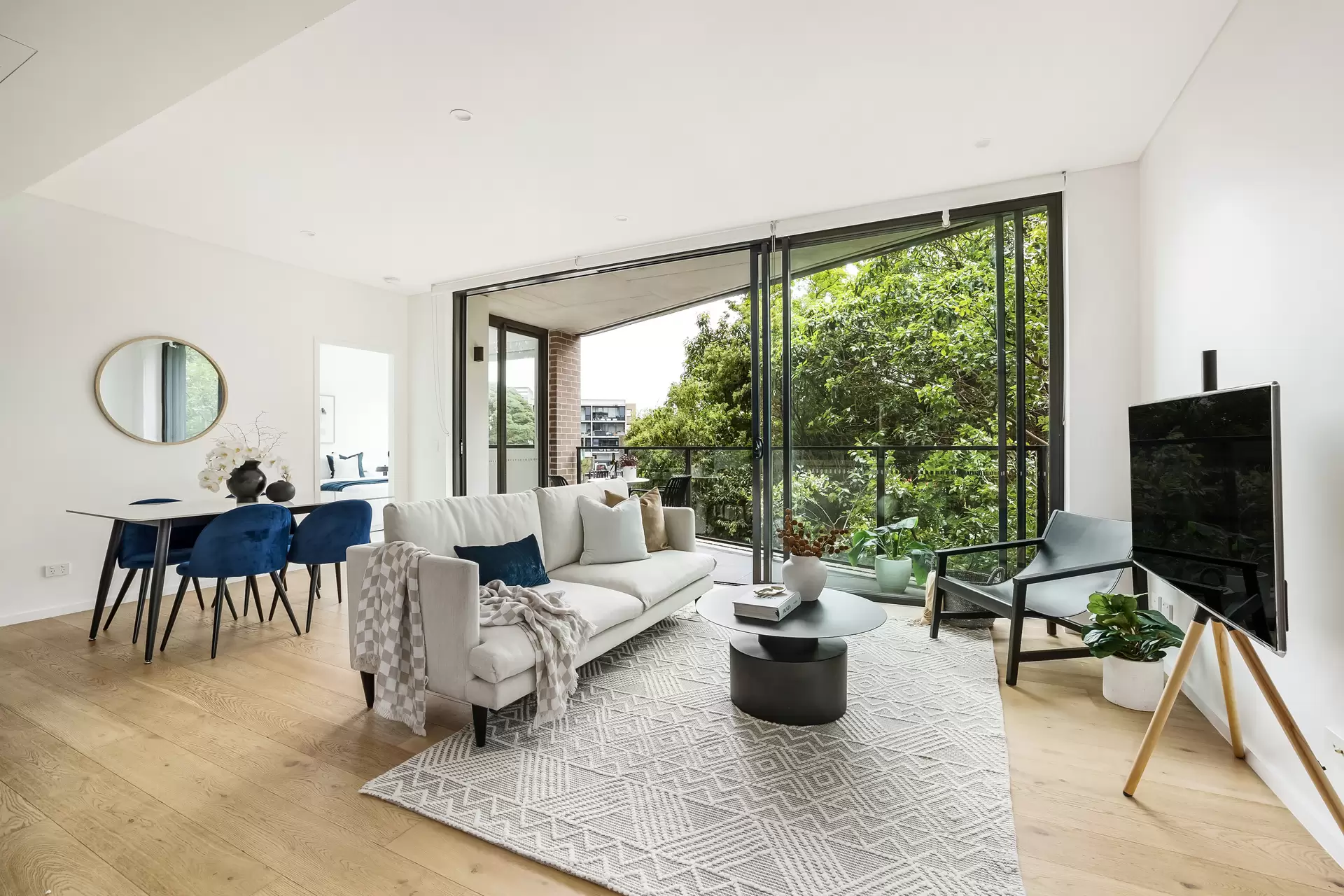 209/2 Malthouse Way, Summer Hill - Thumbnail 2
