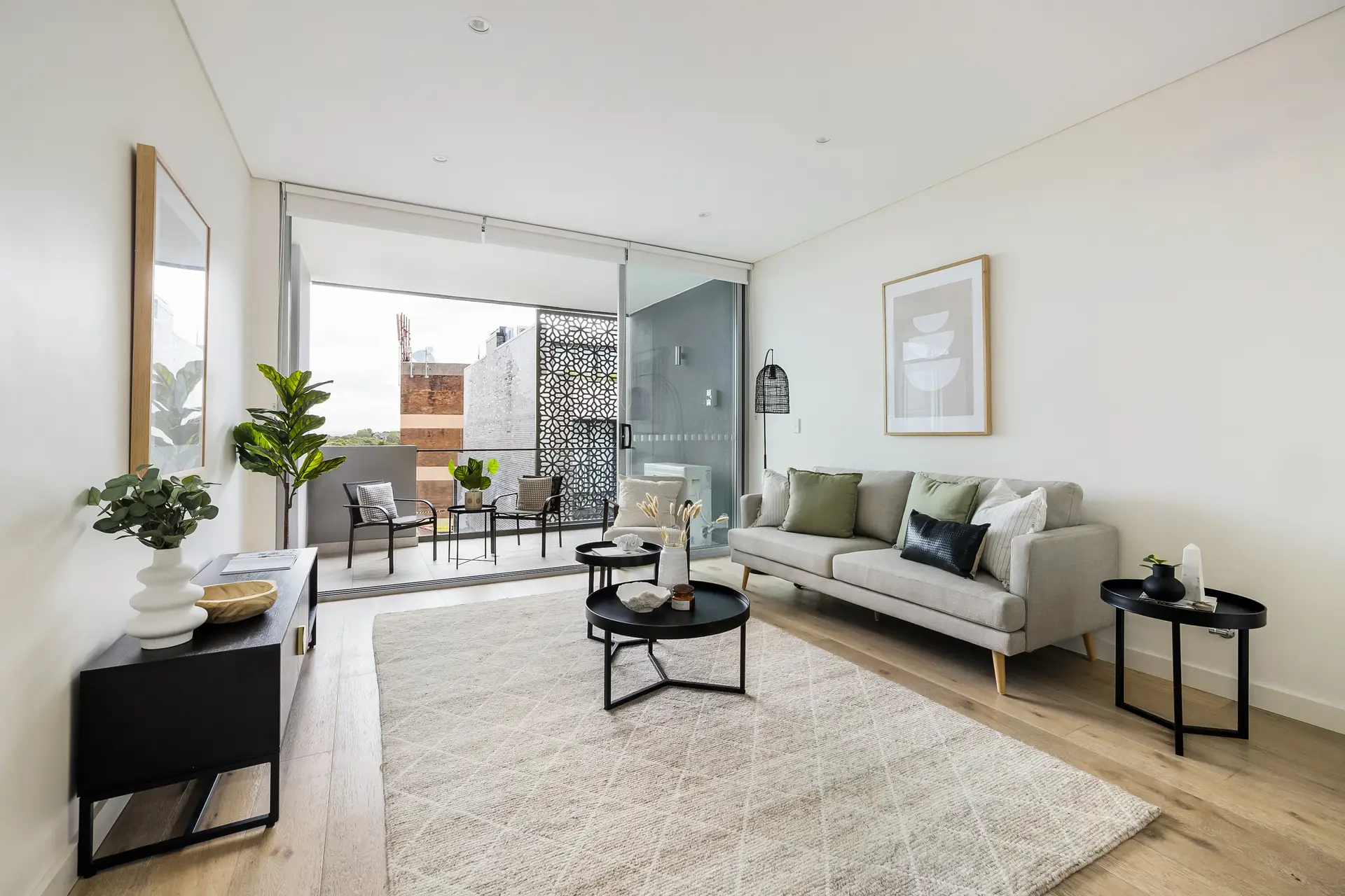 205/33 New Canterbury Road, Petersham - Thumbnail 3