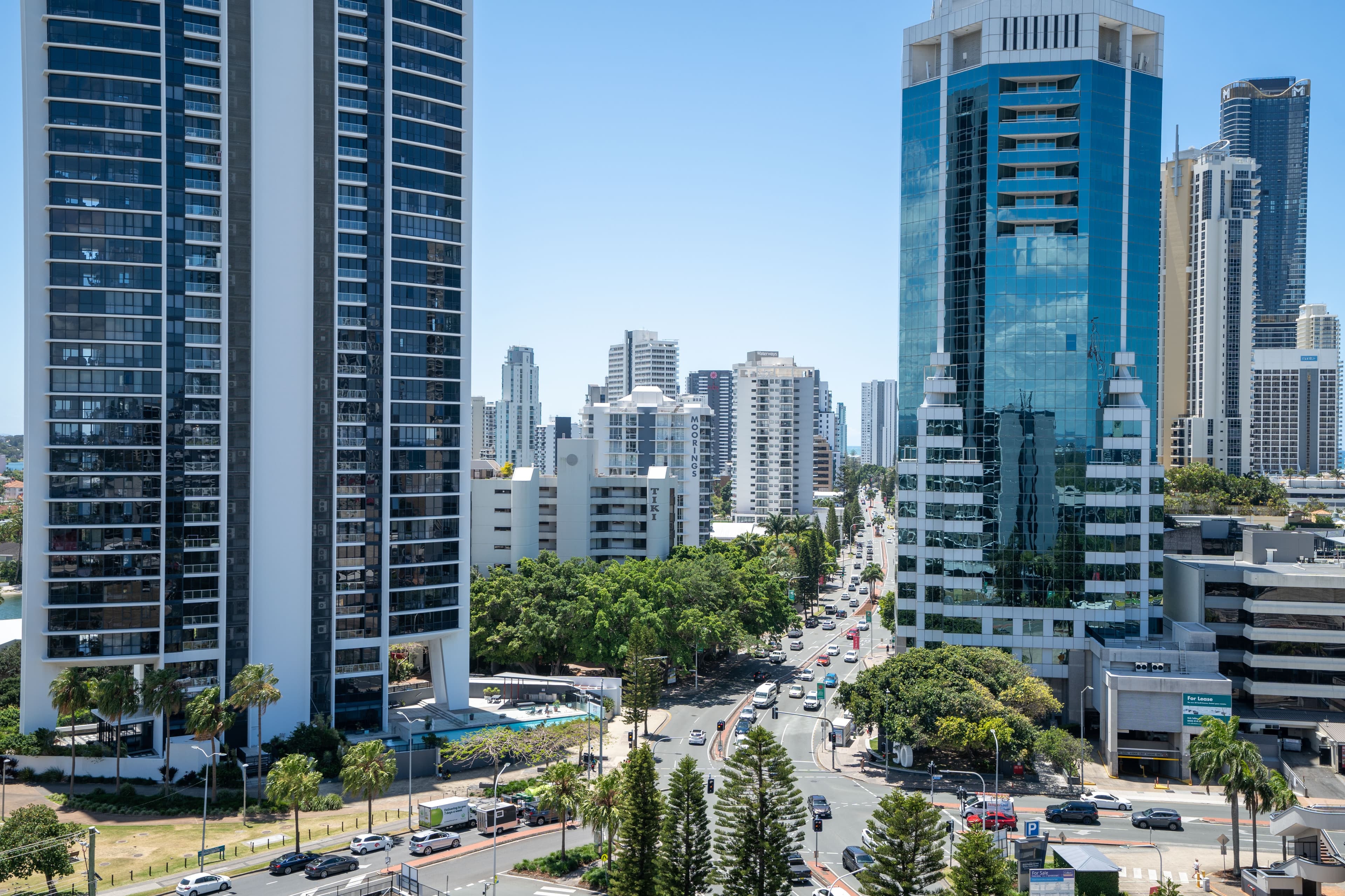 Unit 1302/70 Remembrance Dr, Surfers Paradise QLD 4217, Surfers Paradise - Thumbnail 3