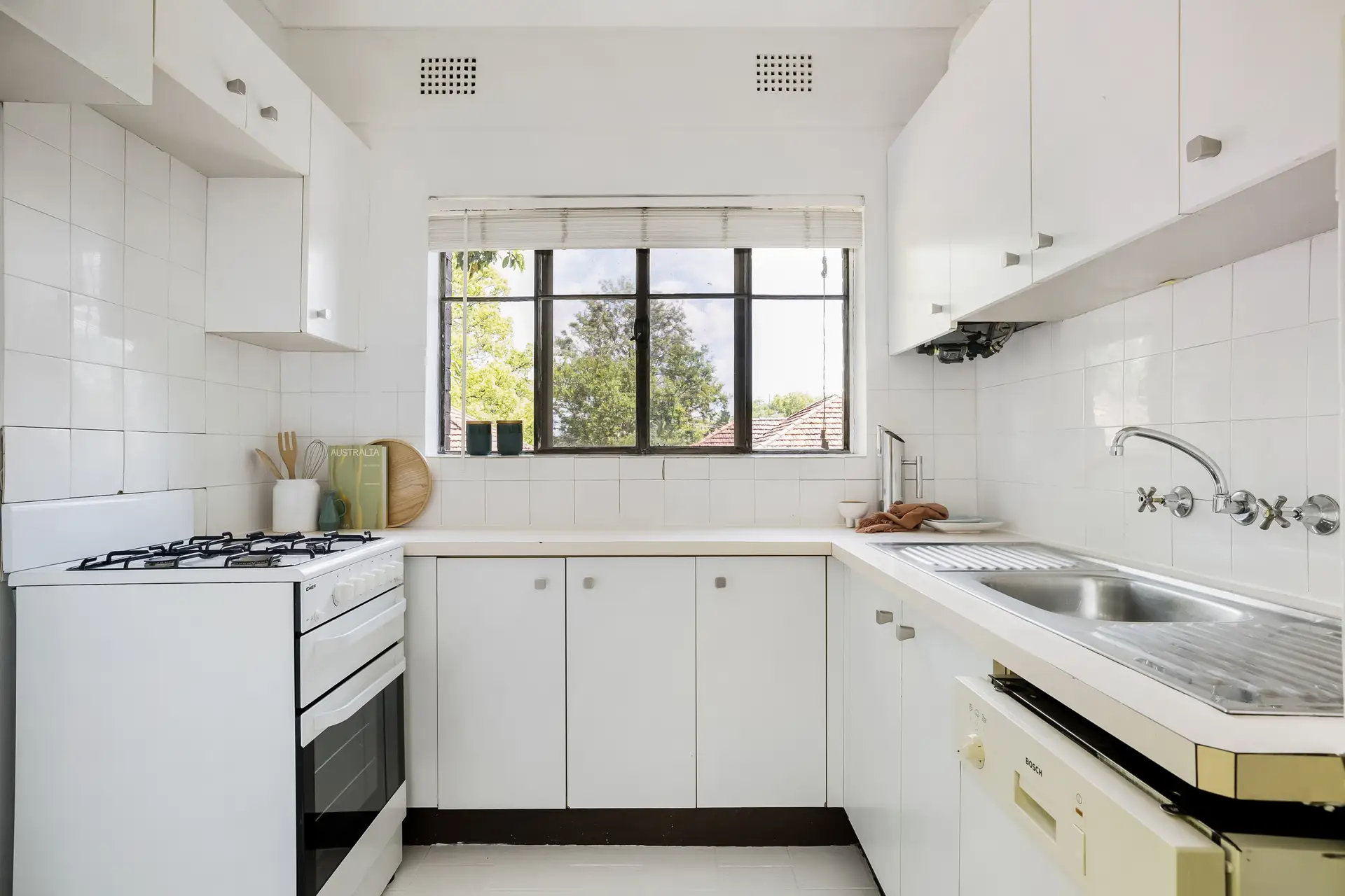 4/2 Rosford Avenue, Petersham - Thumbnail 7