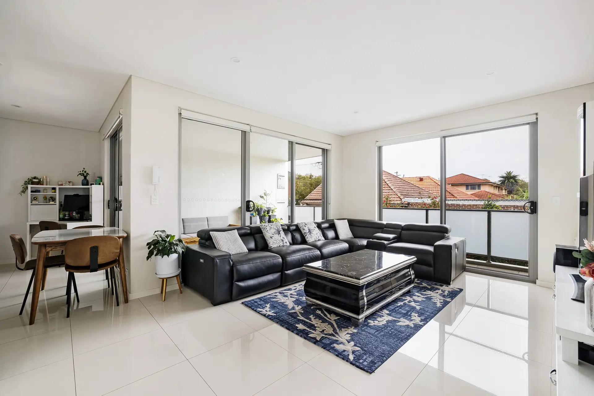6/5-7 Wonga Street, Canterbury - Image 1