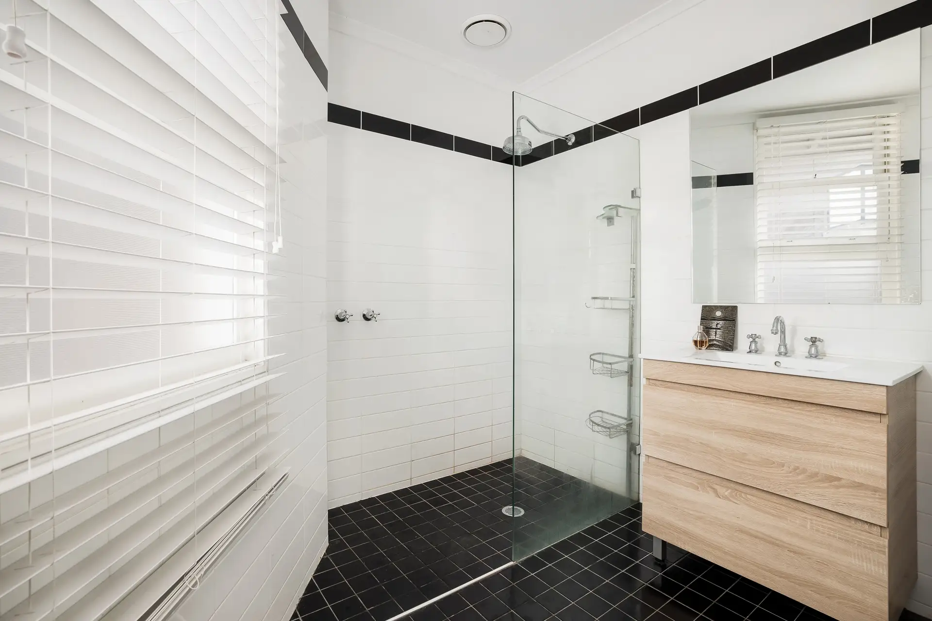 4/114 New Canterbury Road, Petersham - Thumbnail 8