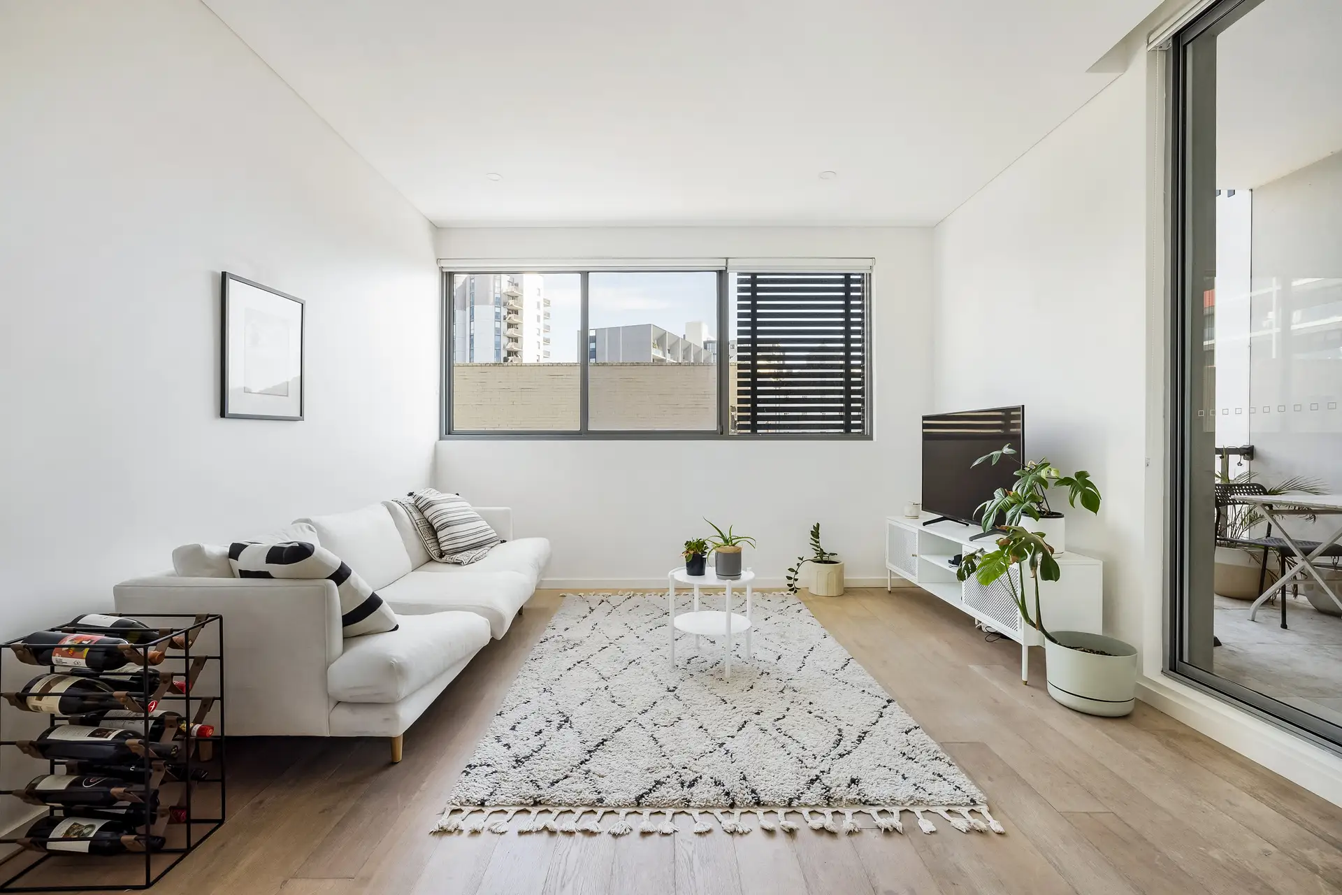 11/7-15 McGill Street, Lewisham - Image 1