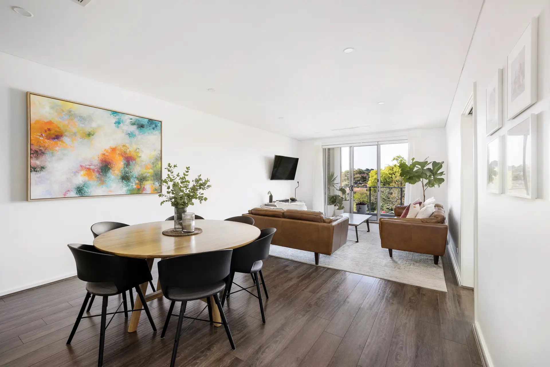403/4 Broughton Street, Canterbury - Image 1