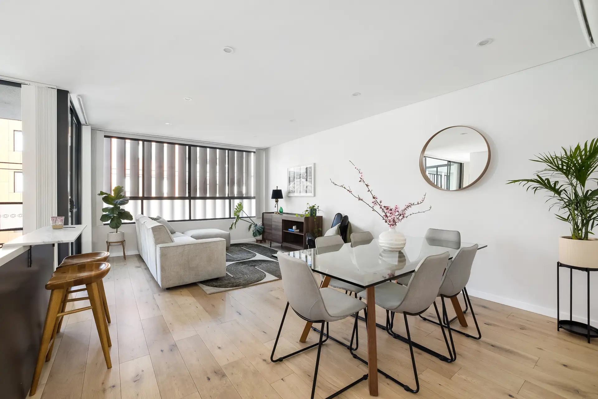 1/743-745 New Canterbury Road, Dulwich Hill - Thumbnail 2