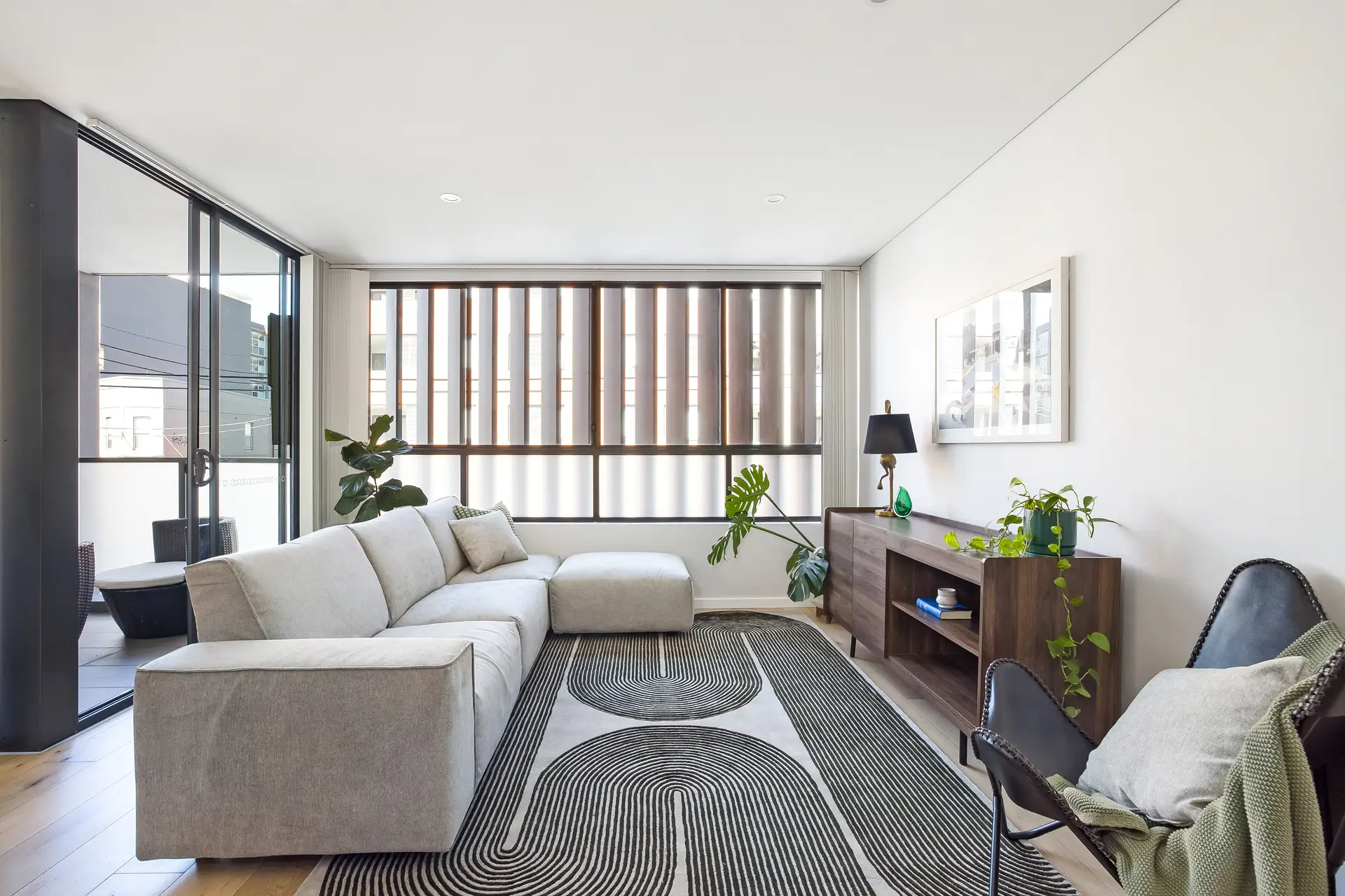 1/743-745 New Canterbury Road, Dulwich Hill - Thumbnail 4