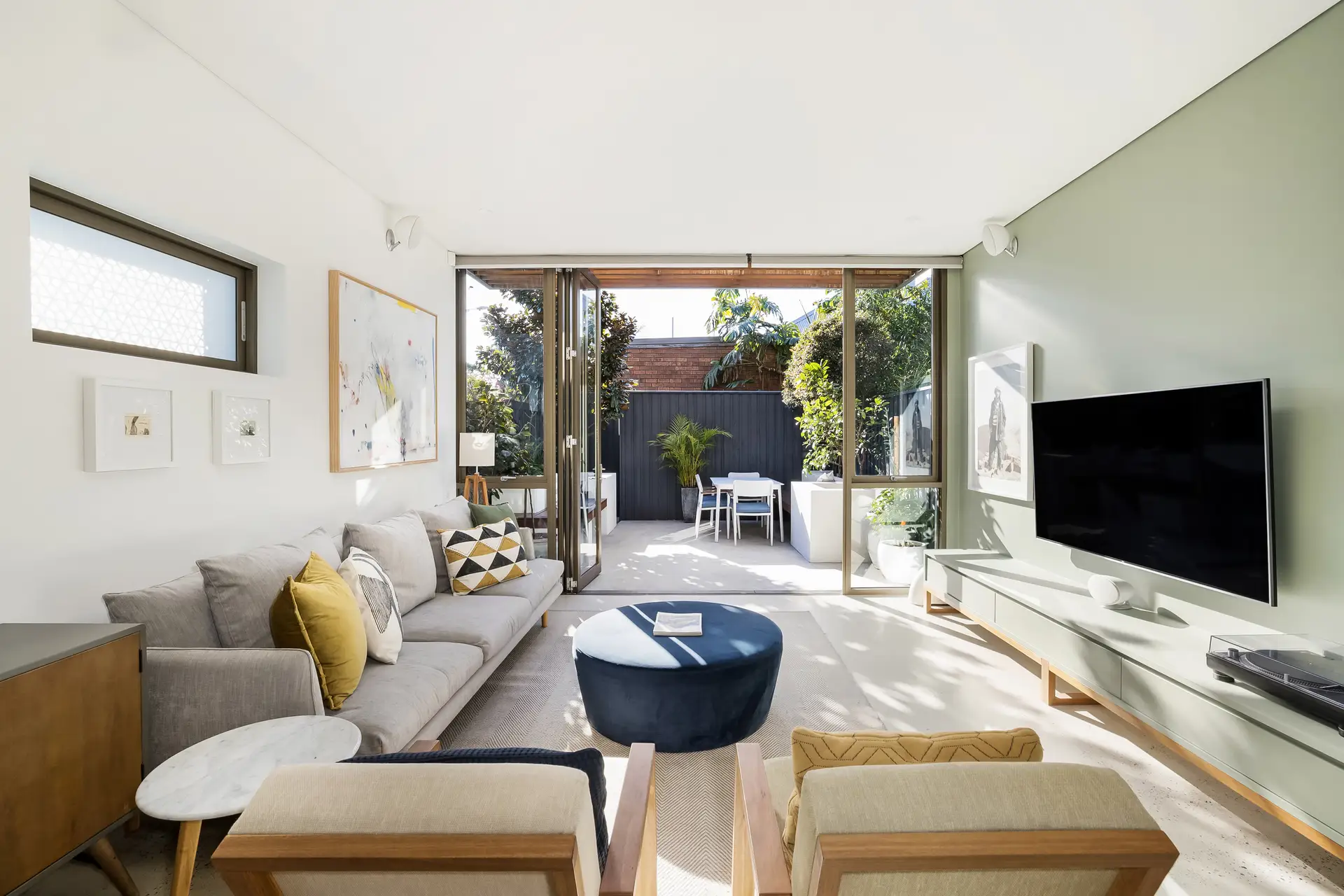 35 Camden Street, Newtown - Thumbnail 2