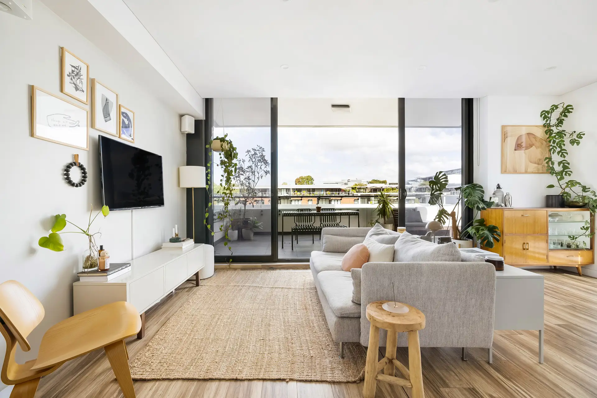 451/3 William Street, Lewisham - Thumbnail 2