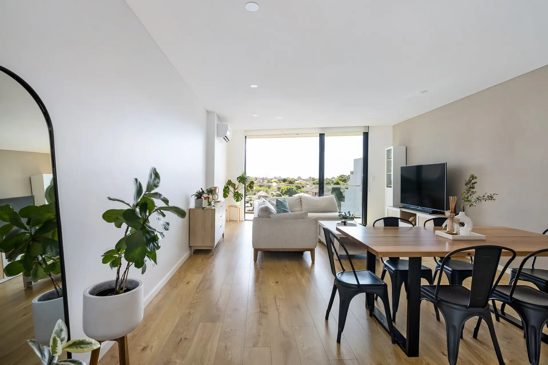 506/440 Burwood Road, Belmore - Thumbnail 2