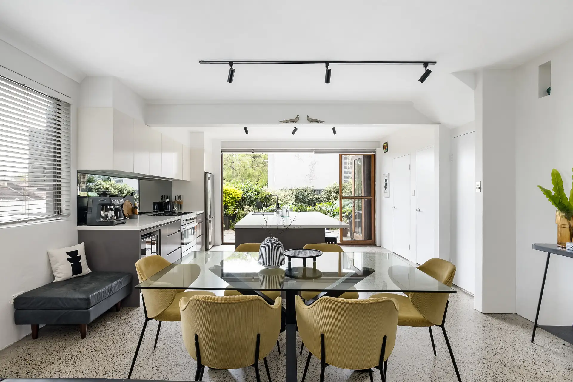 4/1 Pemell Lane, Newtown - Thumbnail 8