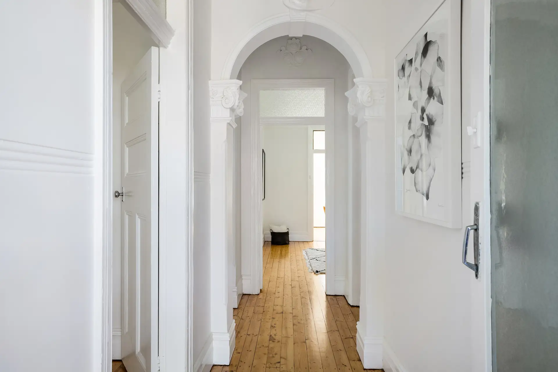 28 Jeffrey Street, Canterbury - Thumbnail 3
