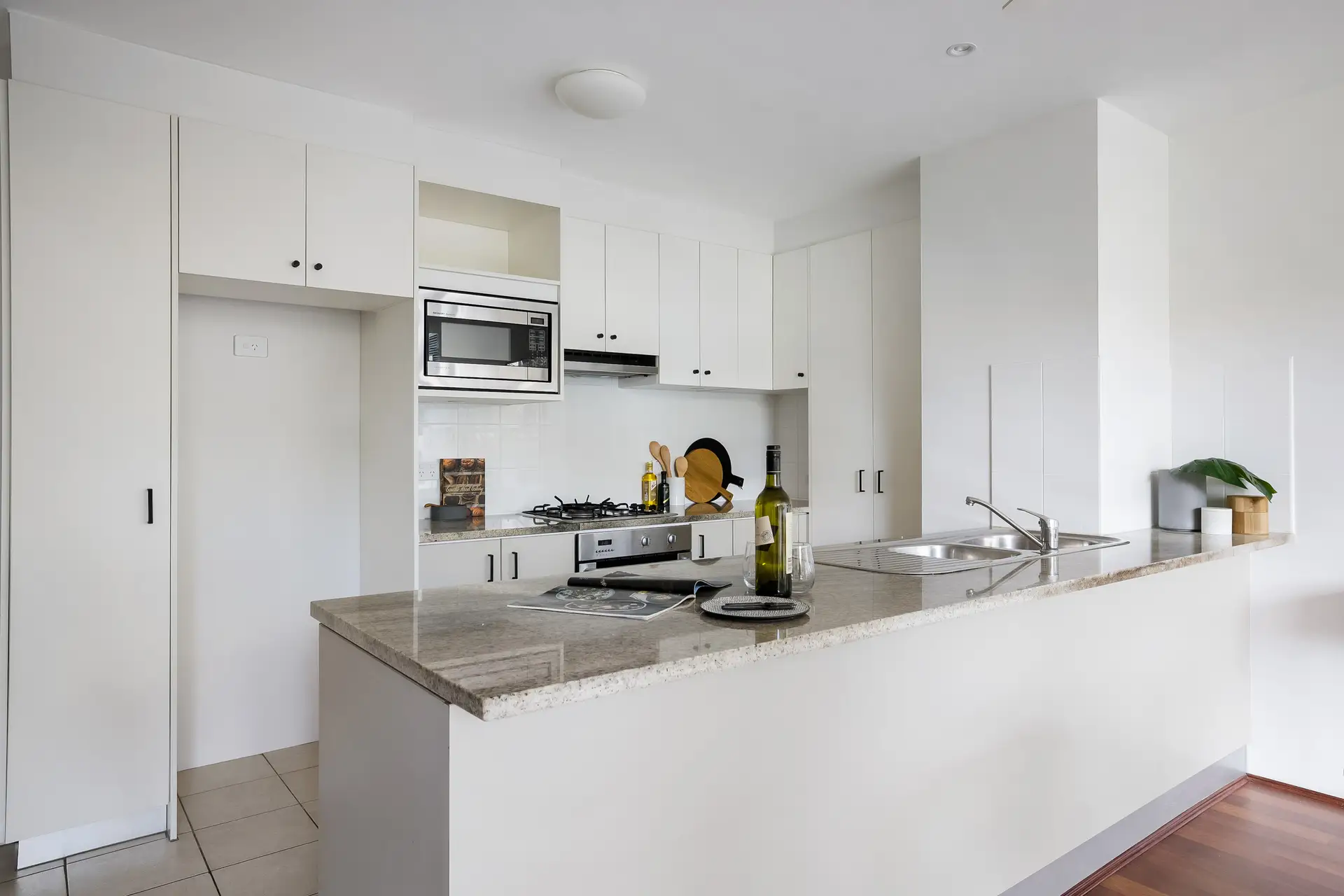 240/221 Sydney Park Road, Erskineville - Thumbnail 5