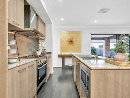 15 Orvalia Road, Manor Lakes - Thumbnail 7