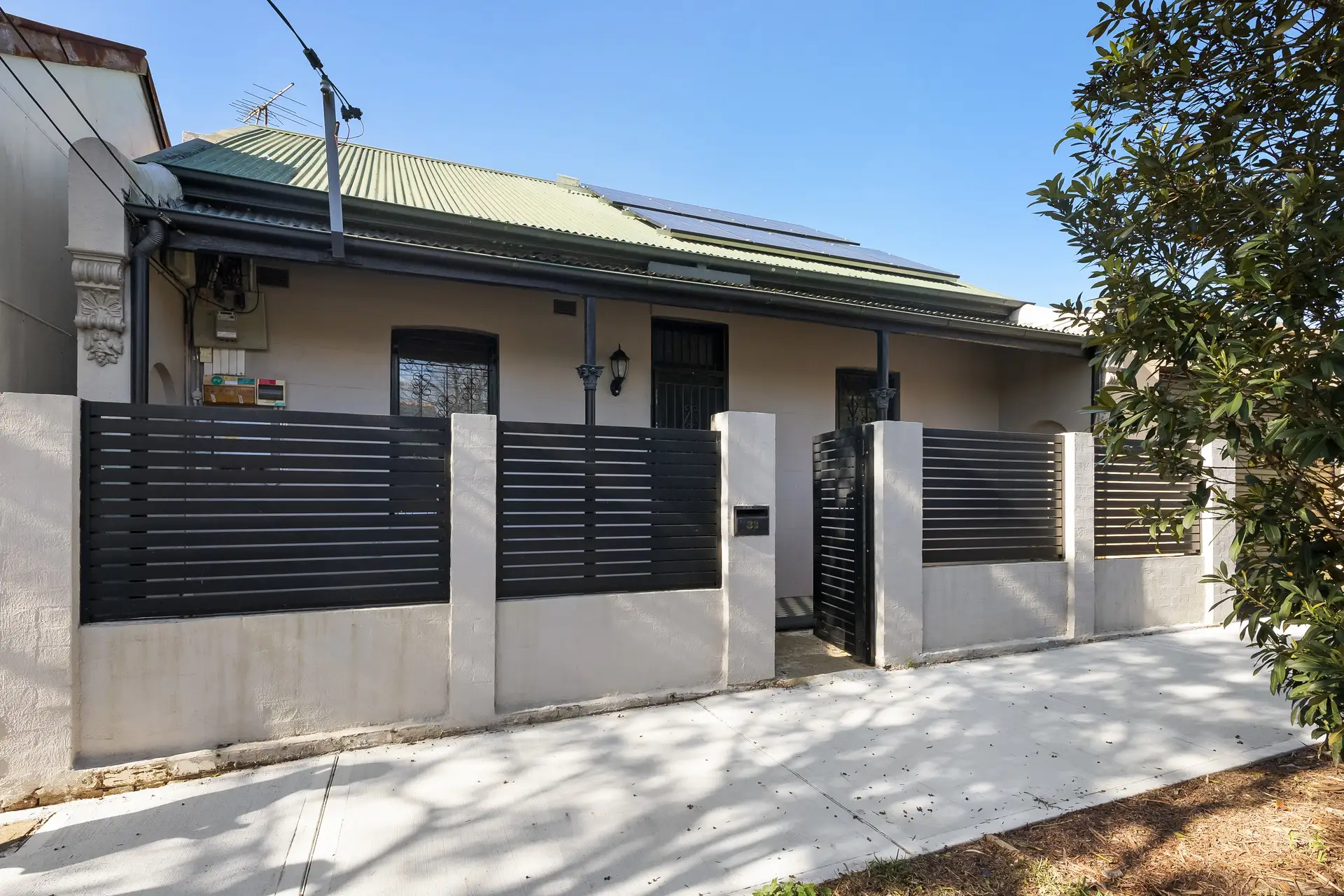 33 Terry Street, Tempe - Image 1