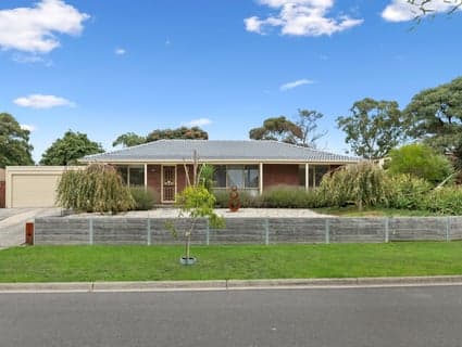 11 Anjaya Court, Frankston - Image 1