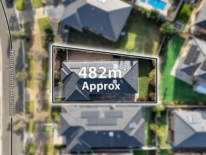 31 Honeycomb Avenue, Manor Lakes - Thumbnail 2