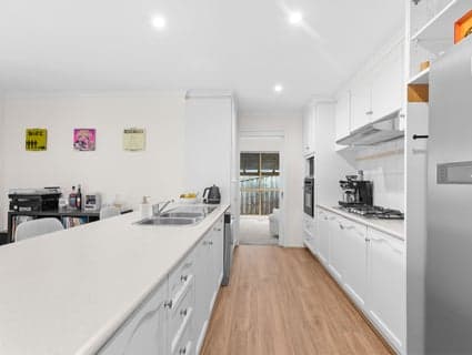 18 Bangor Drive, Frankston - Thumbnail 7