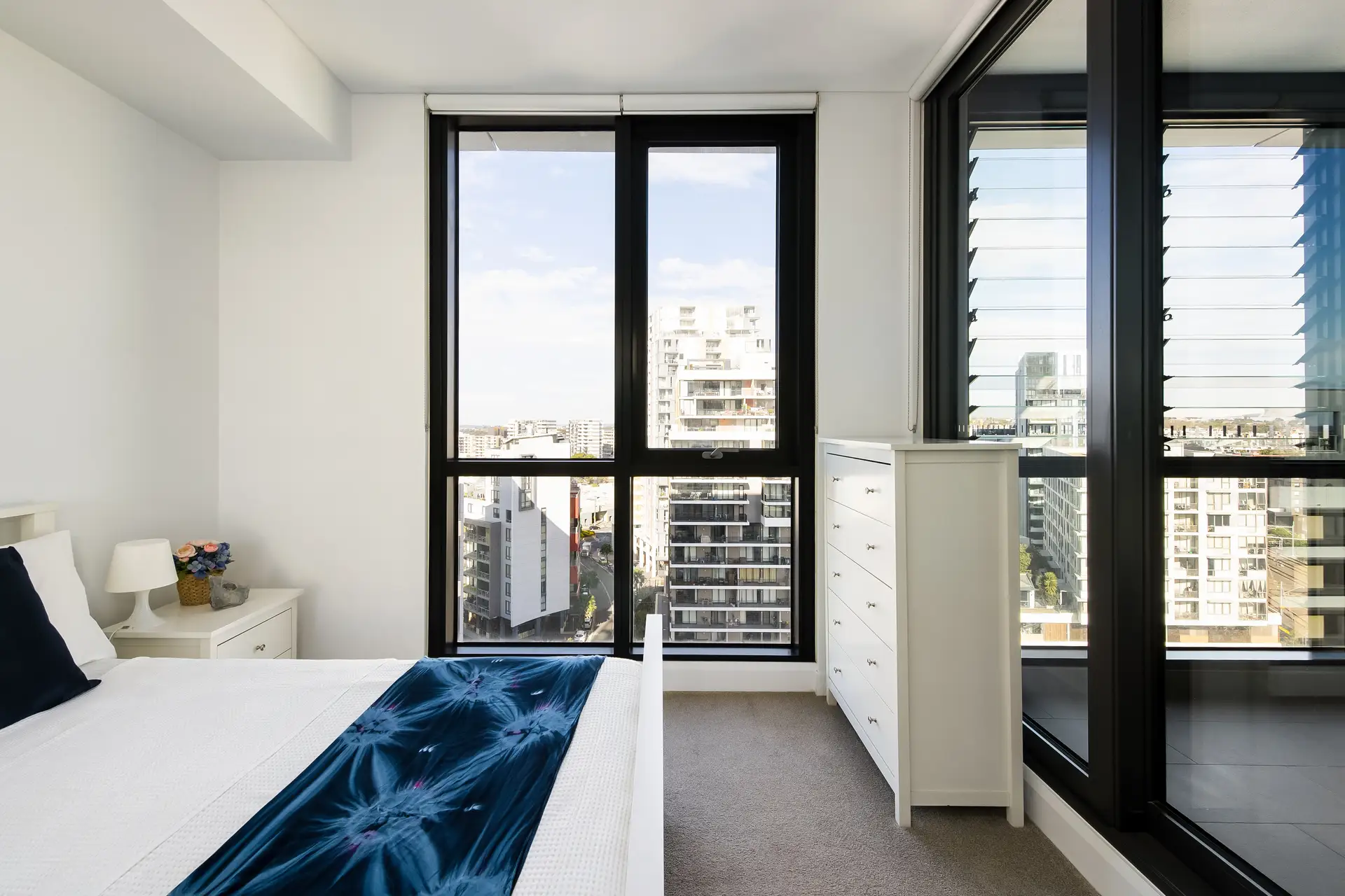 1103/9 Brodie Spark Drive, Wolli Creek - Thumbnail 6