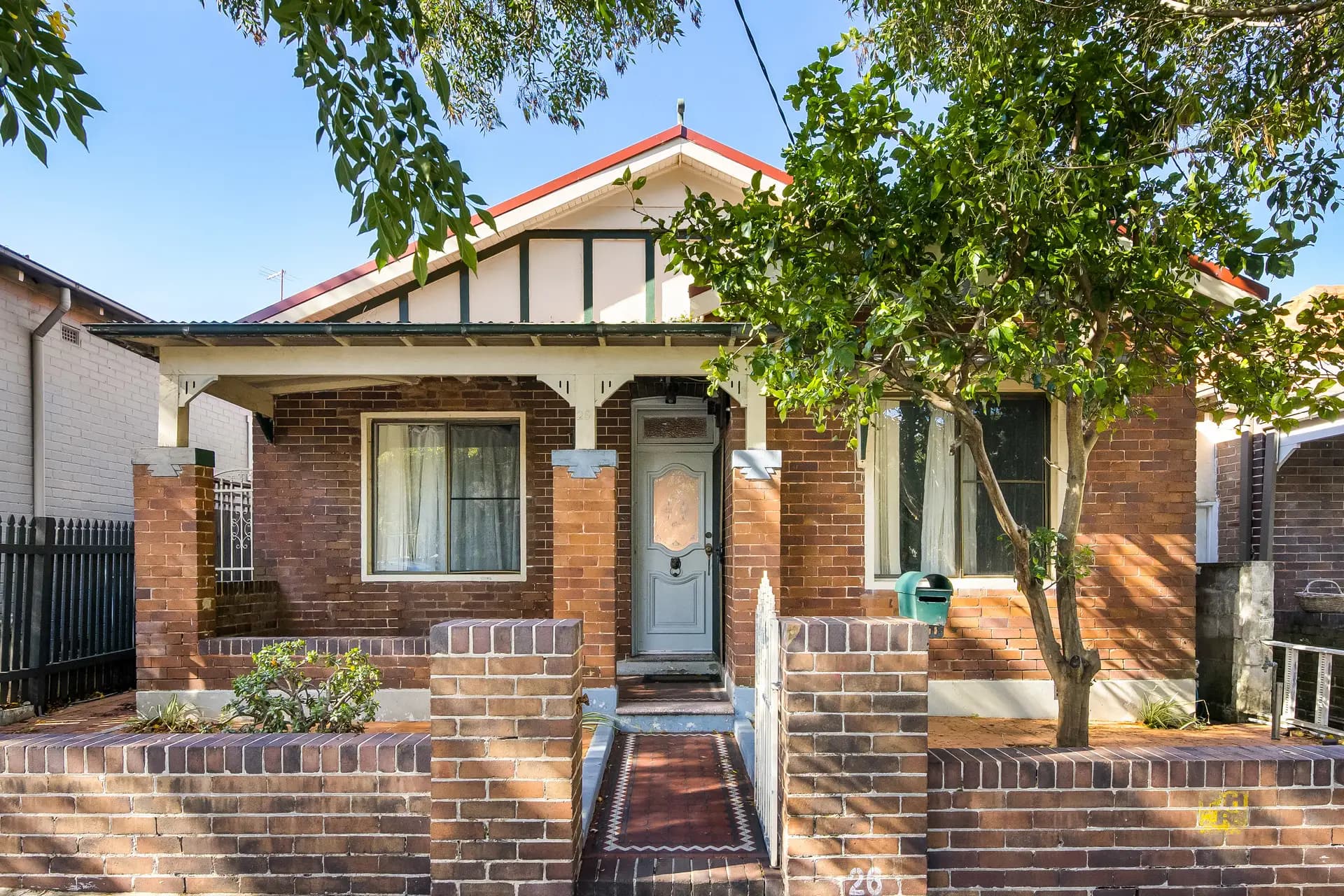 26 Wardell Road, Petersham - Image 1