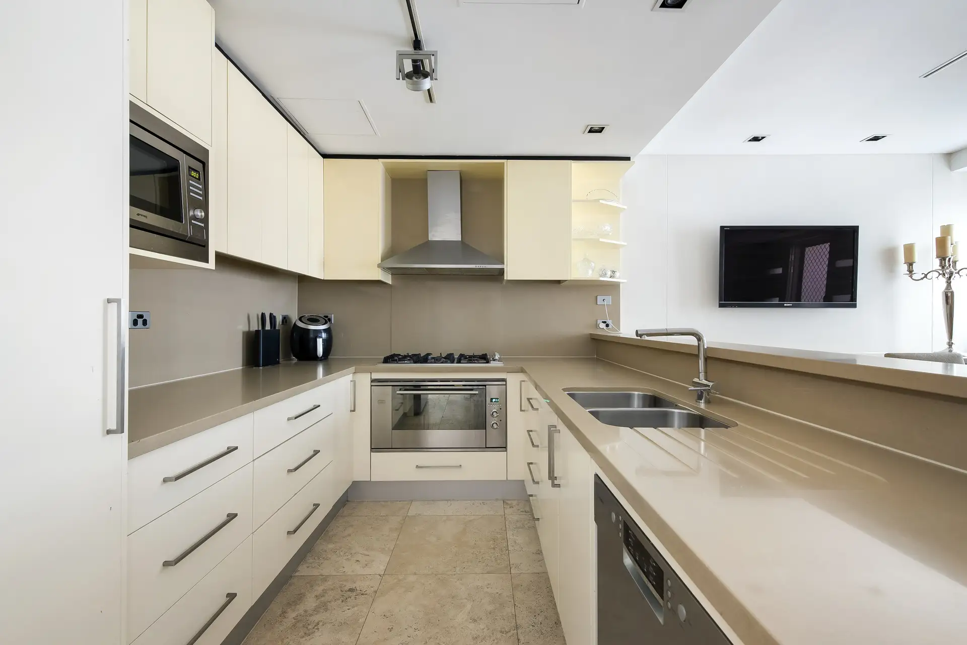 8/19-23 Crown Street, St Peters - Thumbnail 8