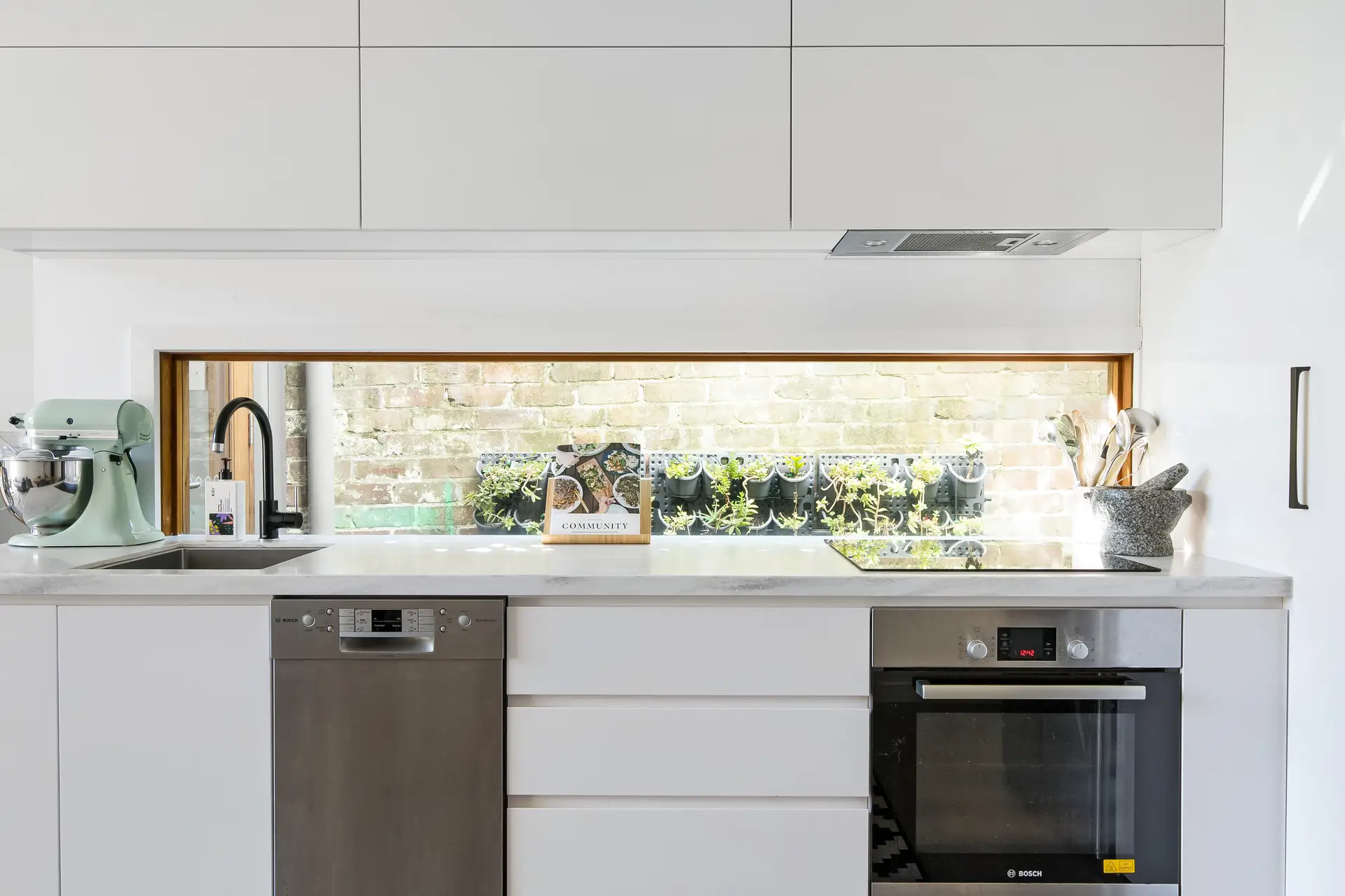 6 Burns Street, Petersham - Thumbnail 8
