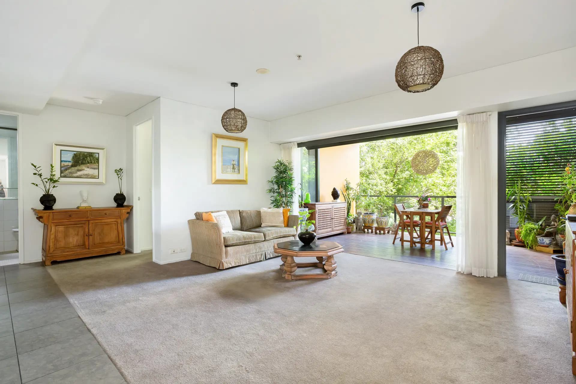 102/7 Sterling Circuit, Camperdown - Thumbnail 4