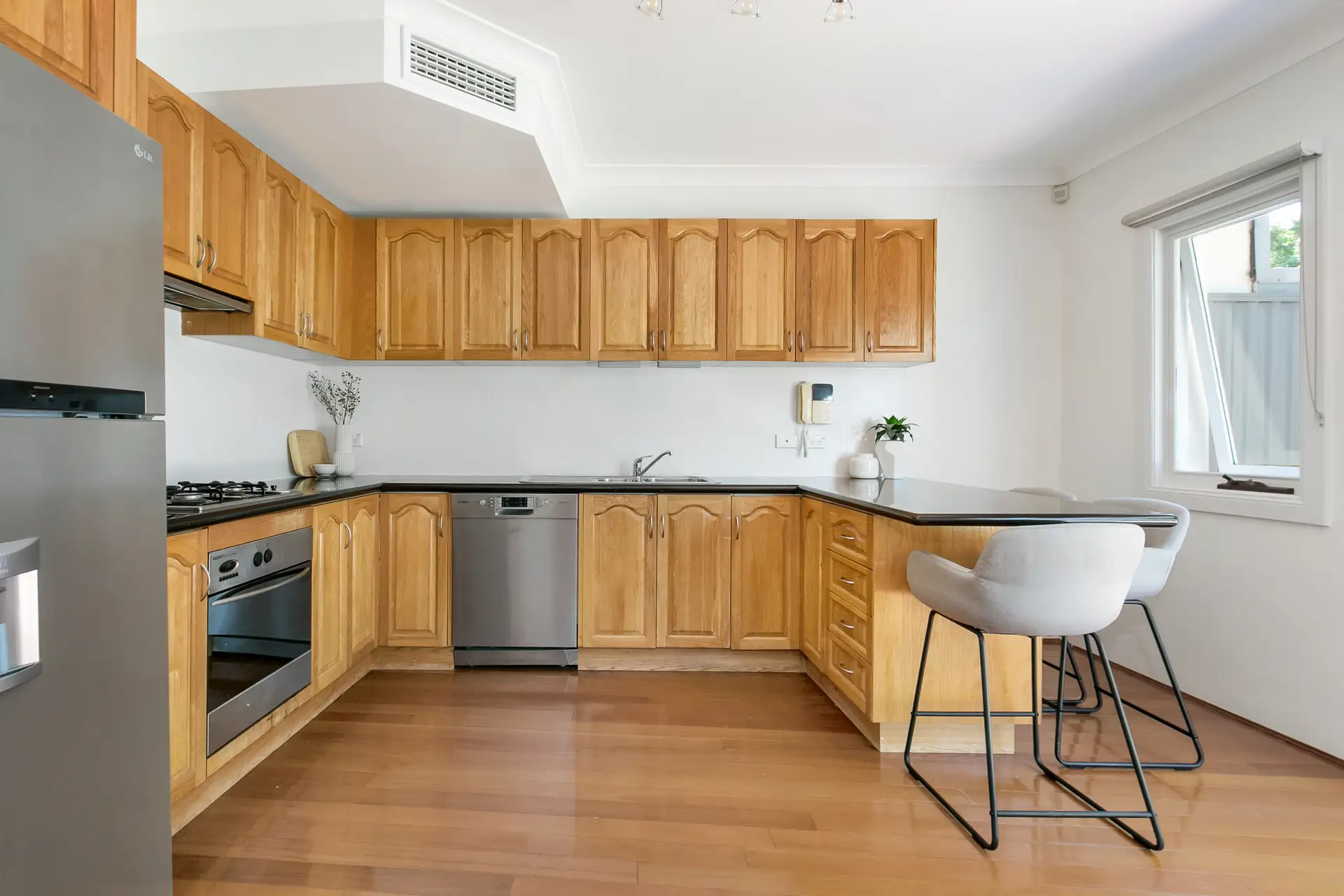 145 Bedford Street, Newtown - Thumbnail 5