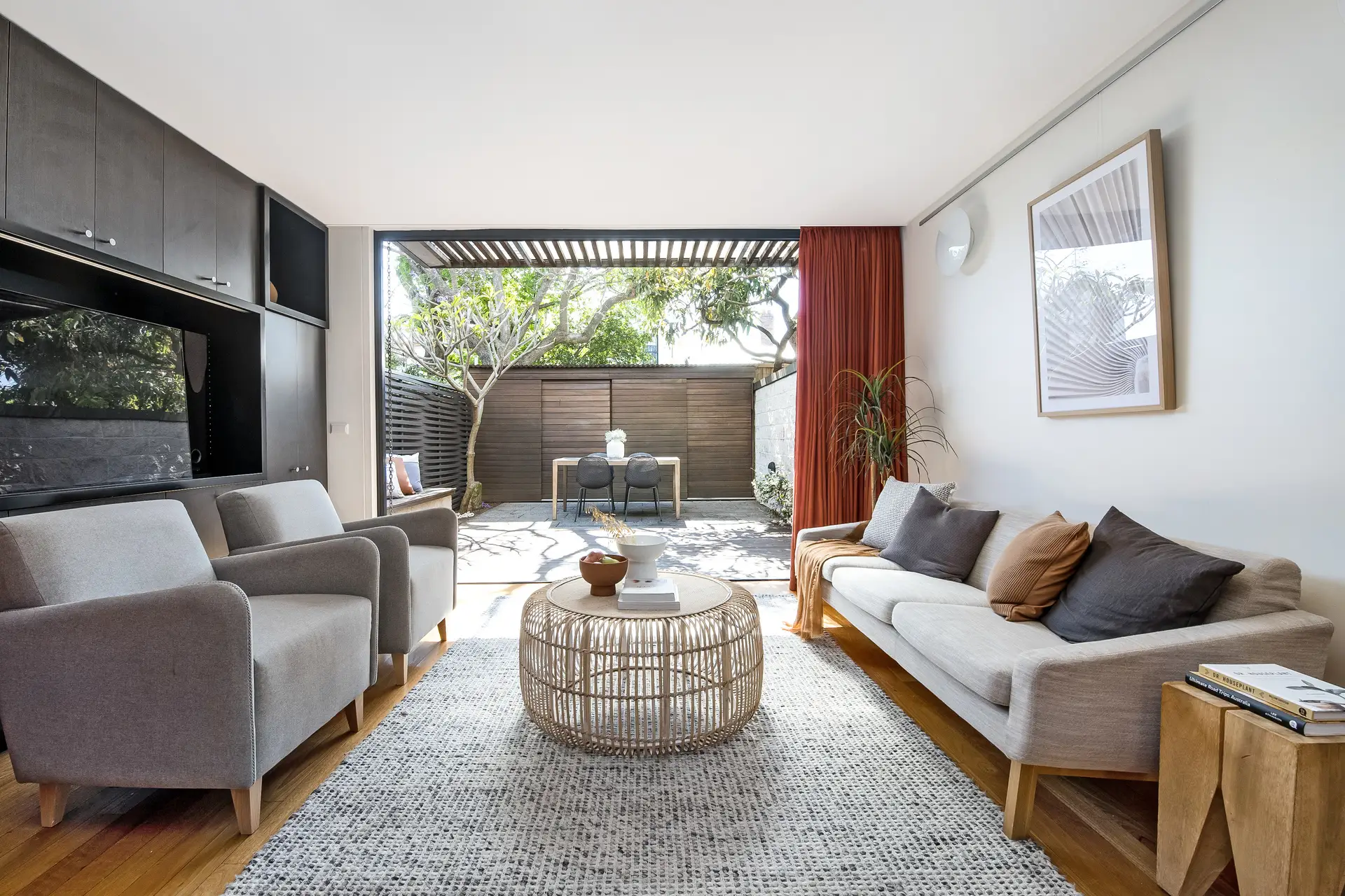 15 Oxford Street, Newtown - Thumbnail 2