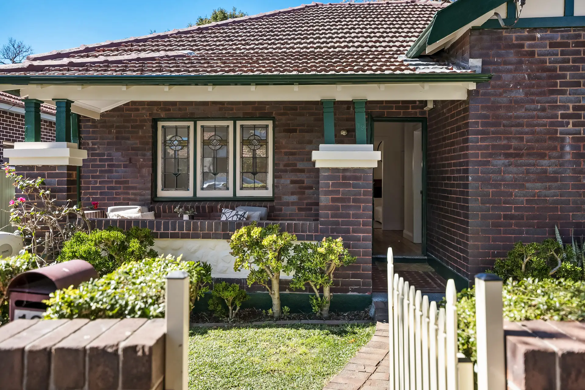 19 Jarvie Avenue, Petersham - Thumbnail 2