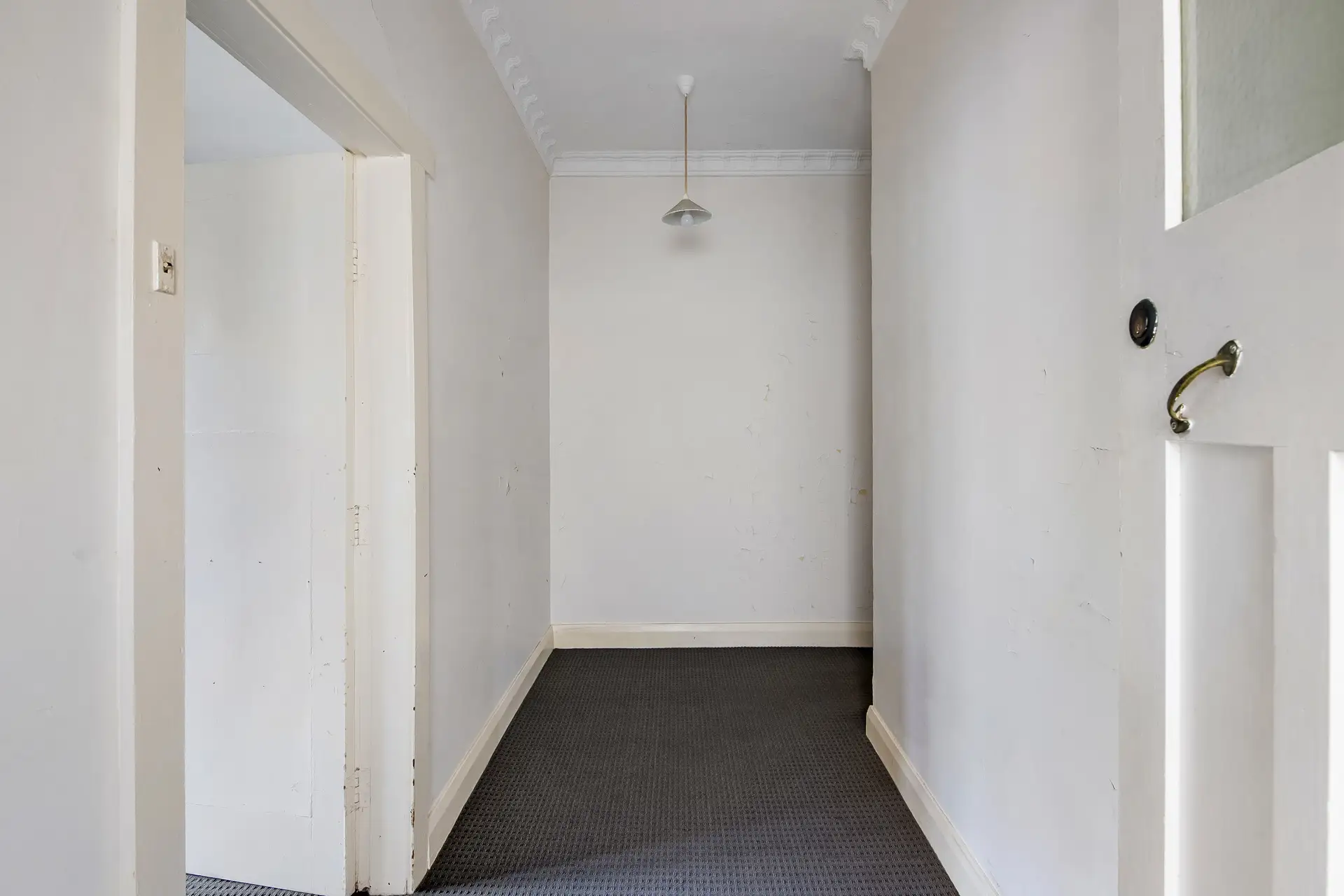 63 Lords Road, Leichhardt - Thumbnail 3