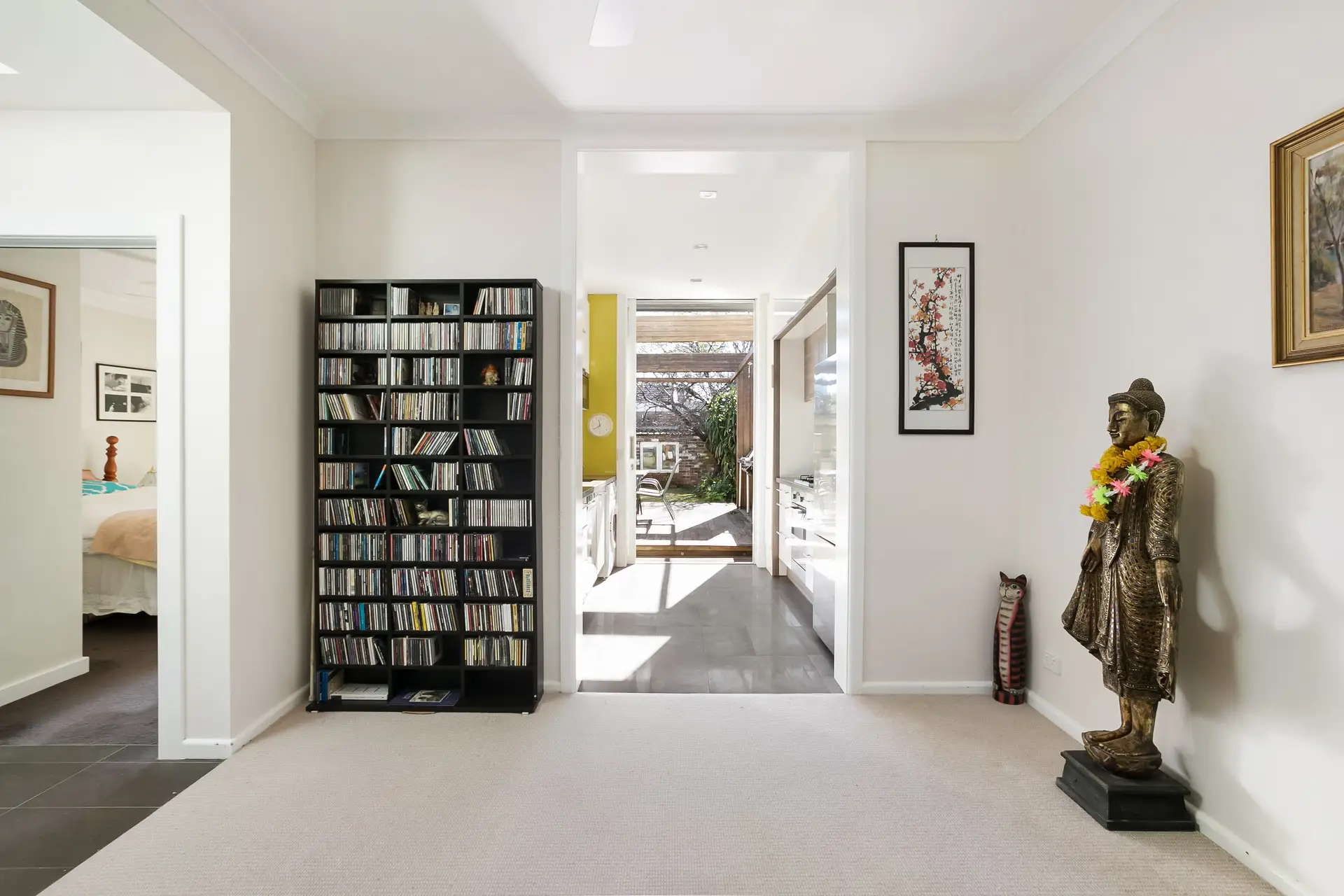8 Robert Street, Petersham - Thumbnail 5
