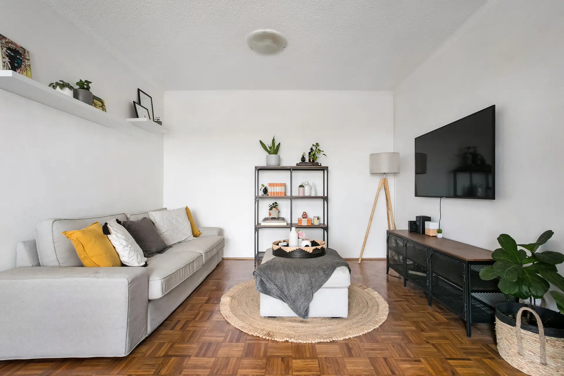8/91A Balmain Road, Leichhardt - Image 1